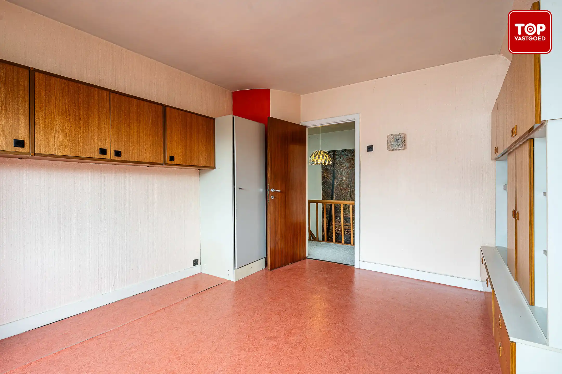 Karaktervolle renovatiewoning op toplocatie in Kolegem.  foto 19