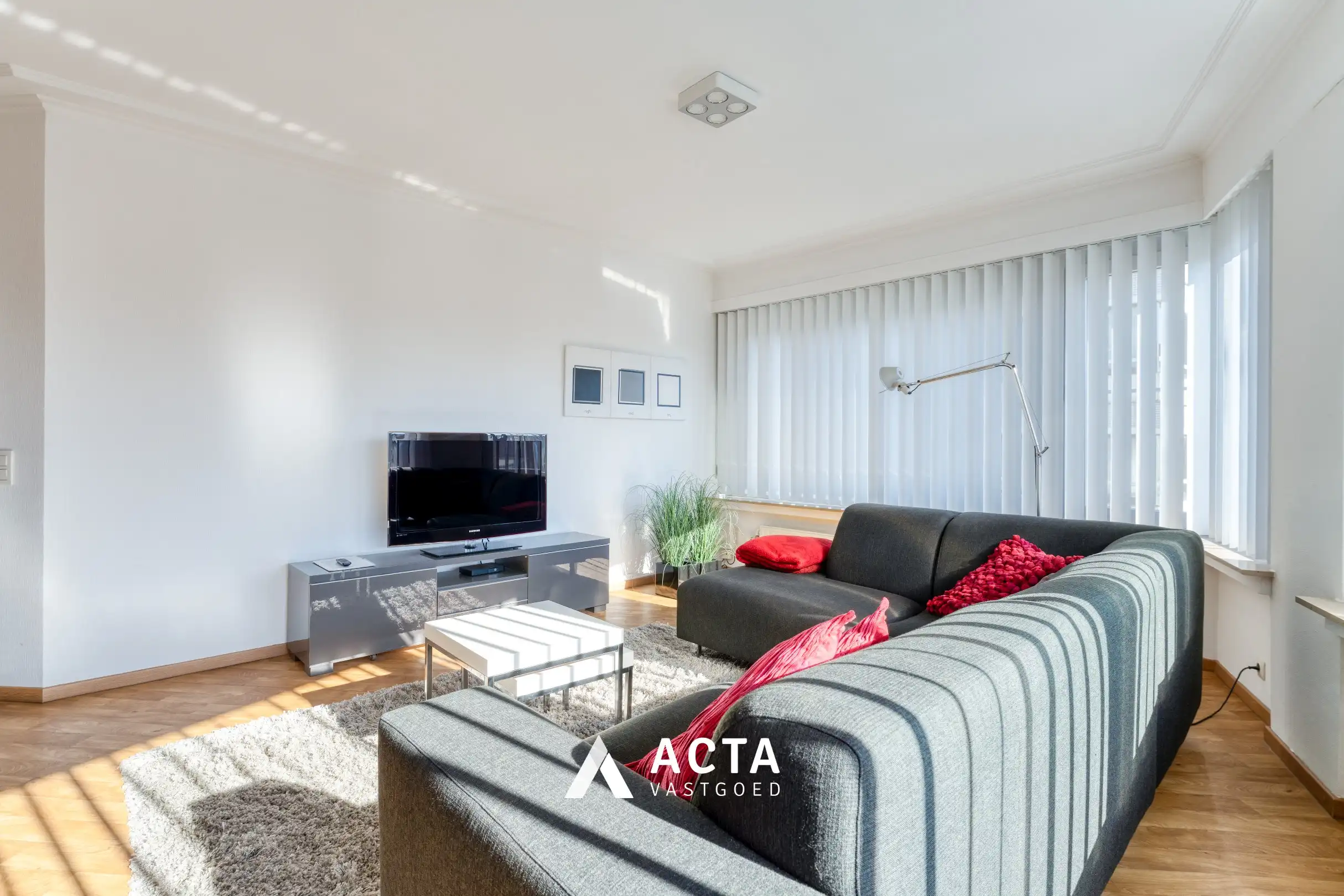 Instapklaar appartement met twee slaapkamers op het Leopold I Plein foto 5