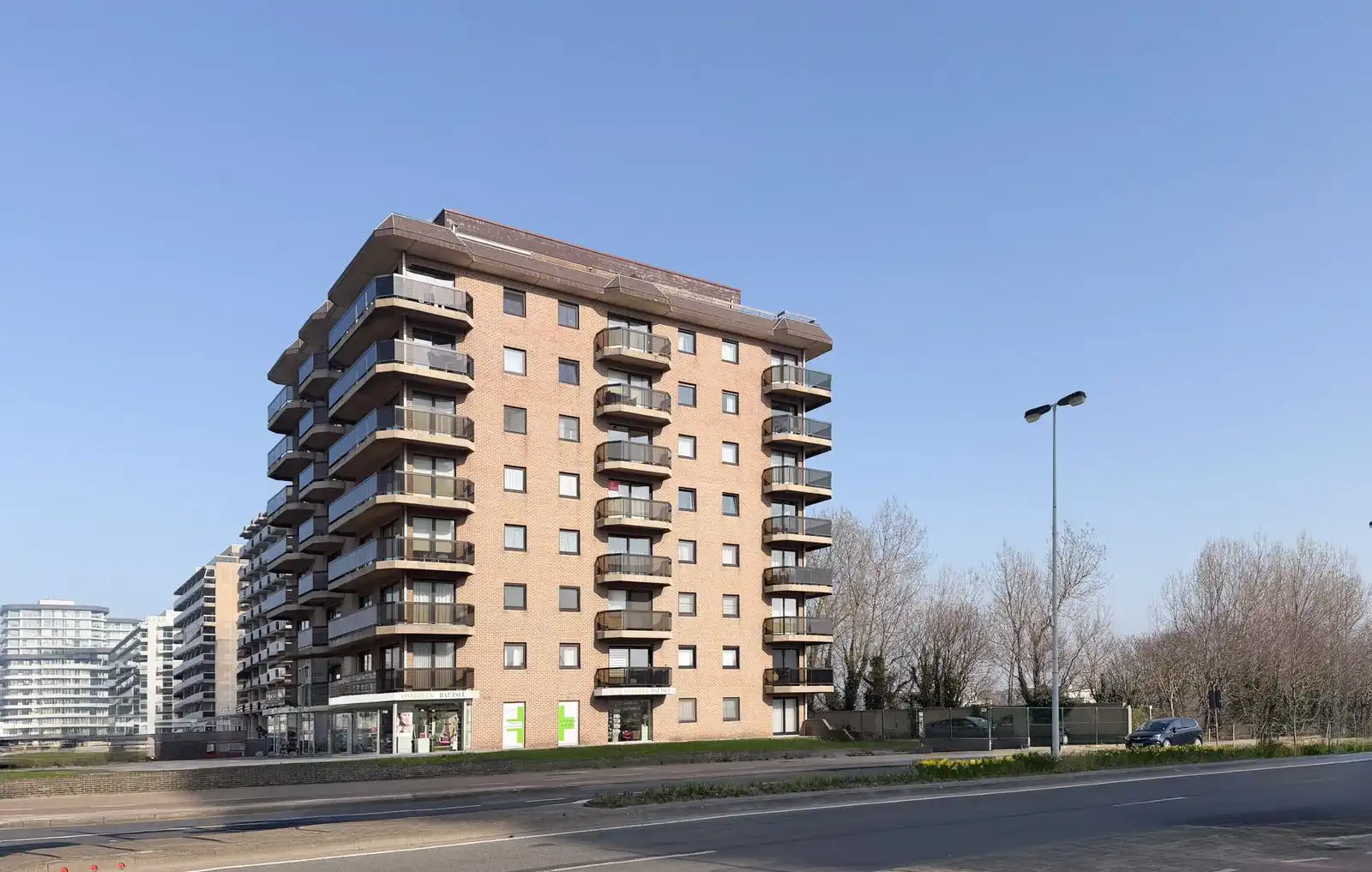 Verzorgde studio met terras, pal aan zee foto 2