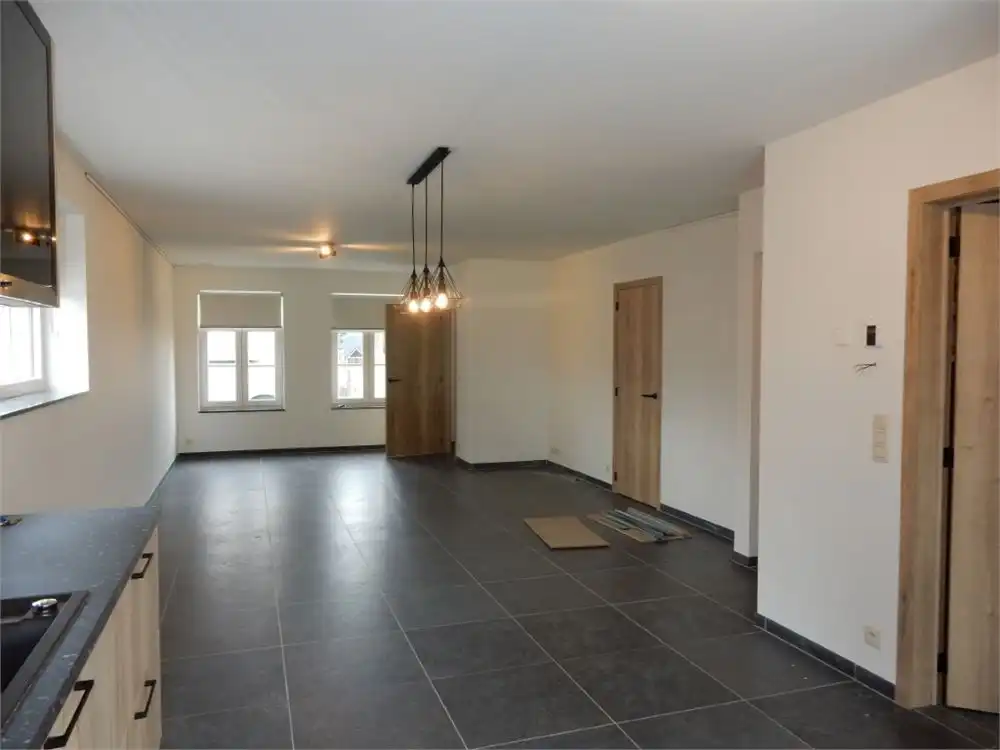 Luxueuze landelijk gelegen nieuwbouwwoning in een oase van rust. foto {{pictureIndex}}
