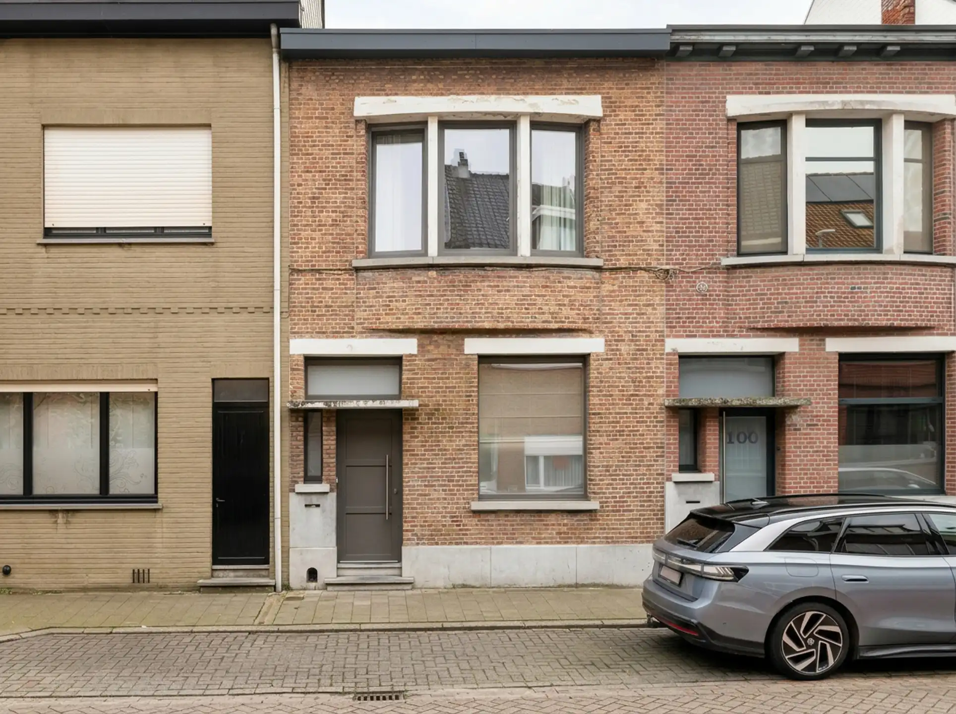 Knap gerenoveerde woning met zonninge tuin nabij het centrum foto 3