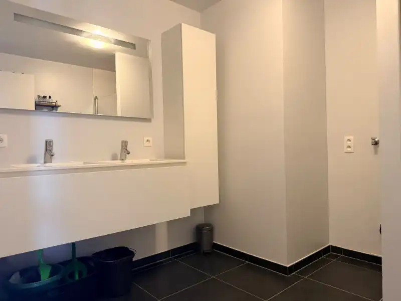 Mooi 2-slaapkamer appartement met prachtig uitzicht! foto 10