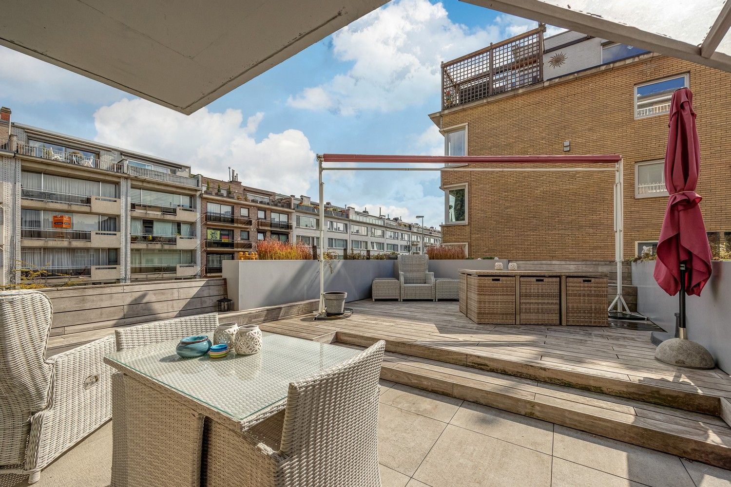 Ruim en lichtrijk 3-slaapkamer appartement met zicht op groen en ruim terras foto 11