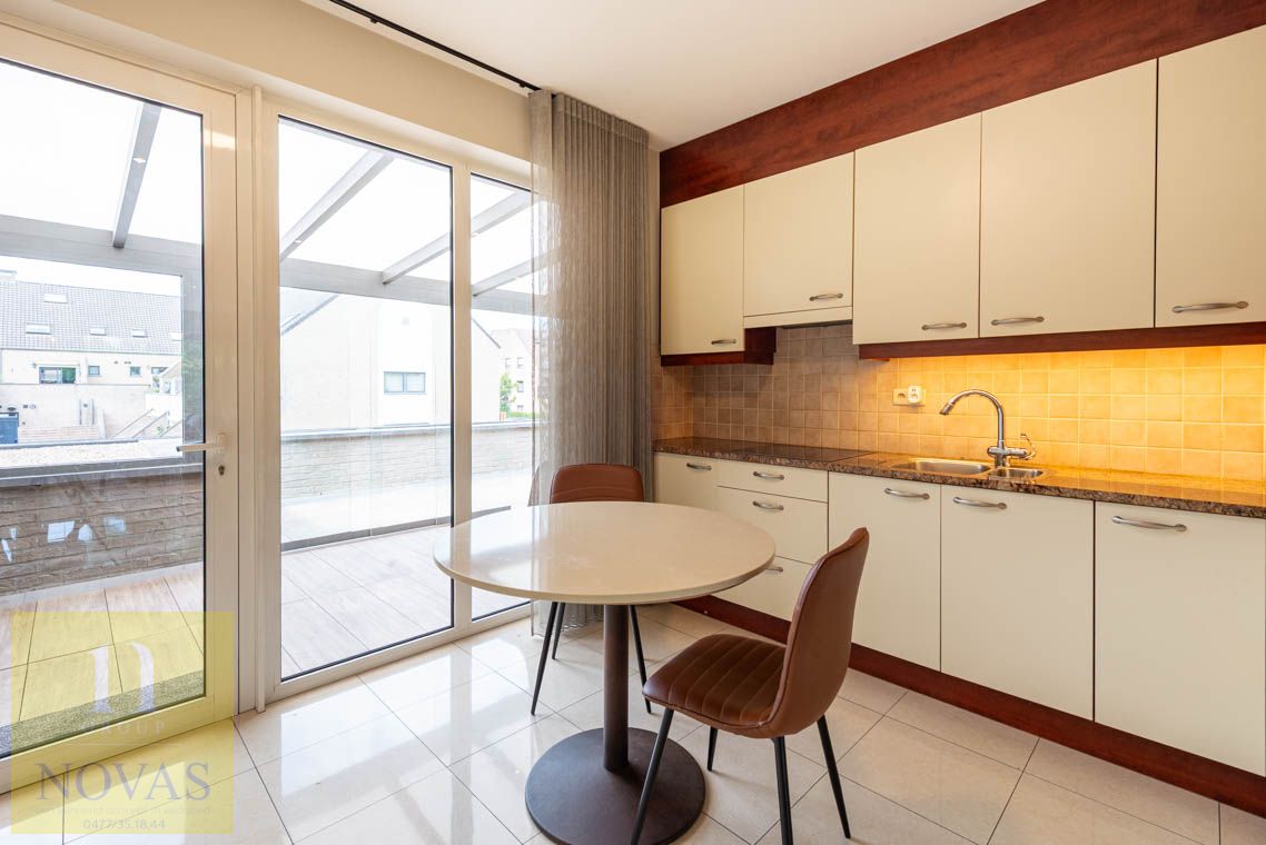 Midden centrum, 210m², zonnepanelen, 3 slaapkamers foto 8