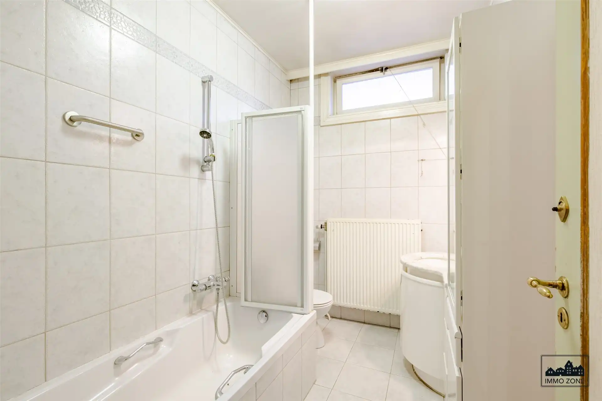 Ruime renovatiewoning met 5 slaapkamers en grote tuin foto 13