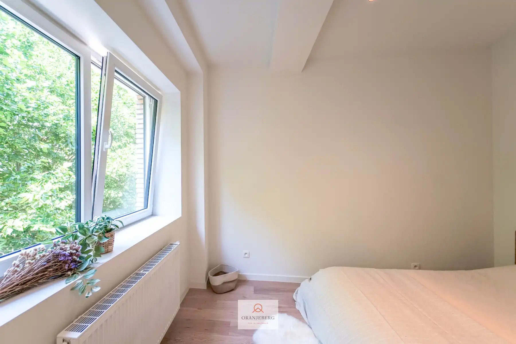 Gerenoveerd penthouse met zonnig terras in Gent foto 17