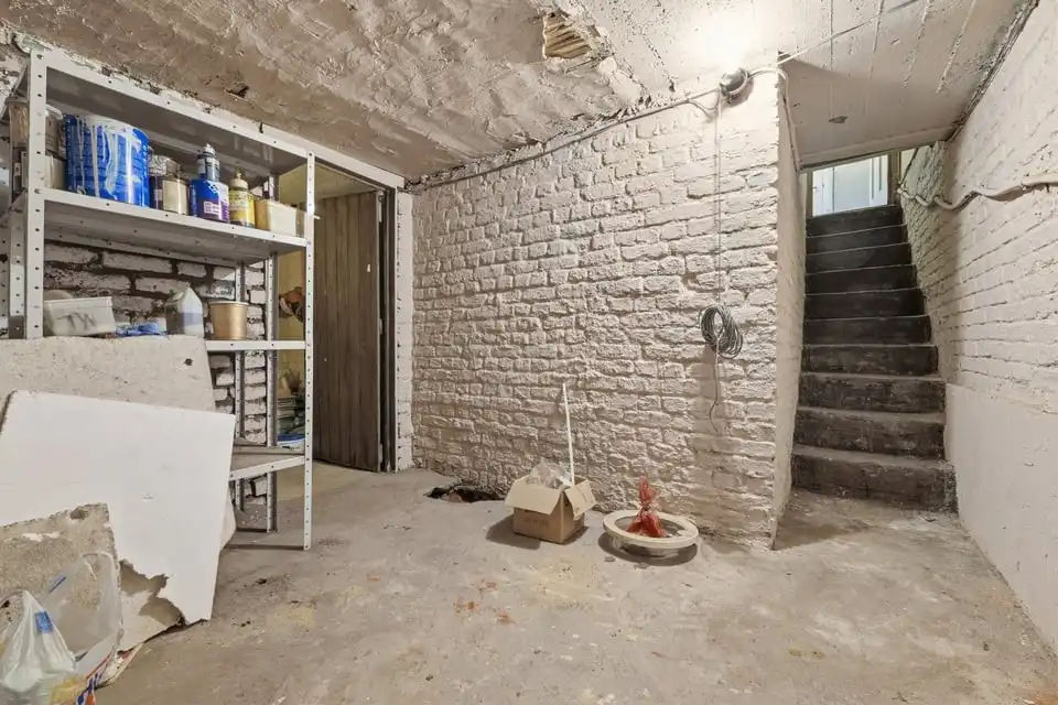 TE RENOVEREN RIJWONING MET POTENTIEEL IN TONGEREN foto 26