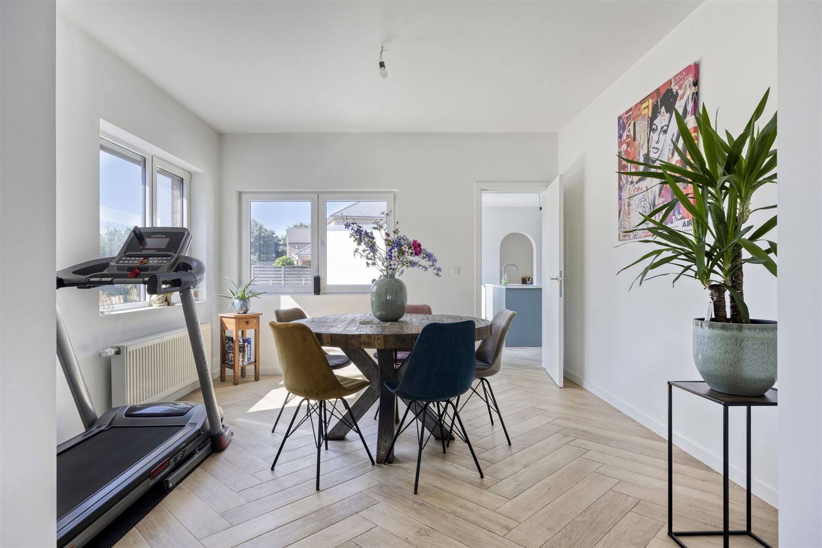 TE KOOP : Gerenoveerde eengezinswoning met 3 slaapkamers! foto 6
