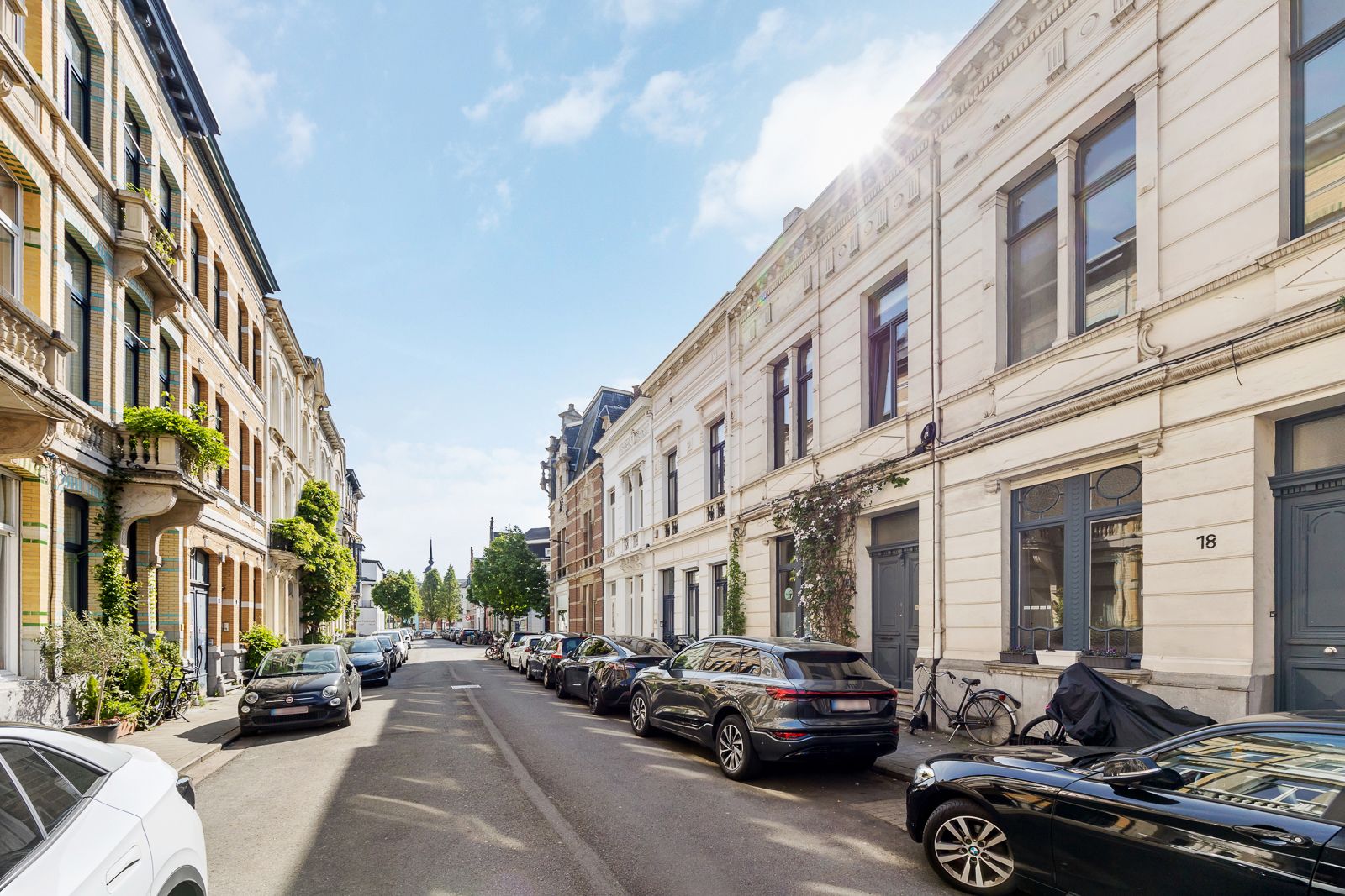 Charmant herenhuis met dakterras en stadskoer in Zurenborg foto 15