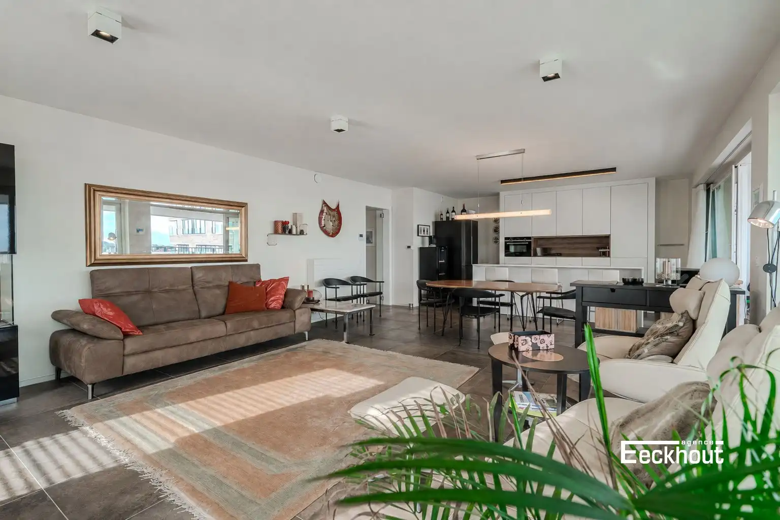 Zeer ruime penthouse (124m²) met 2 terrassen, 3 ruime slaapkamers en een uitnemend uitzicht aan de Spuikom! foto 10