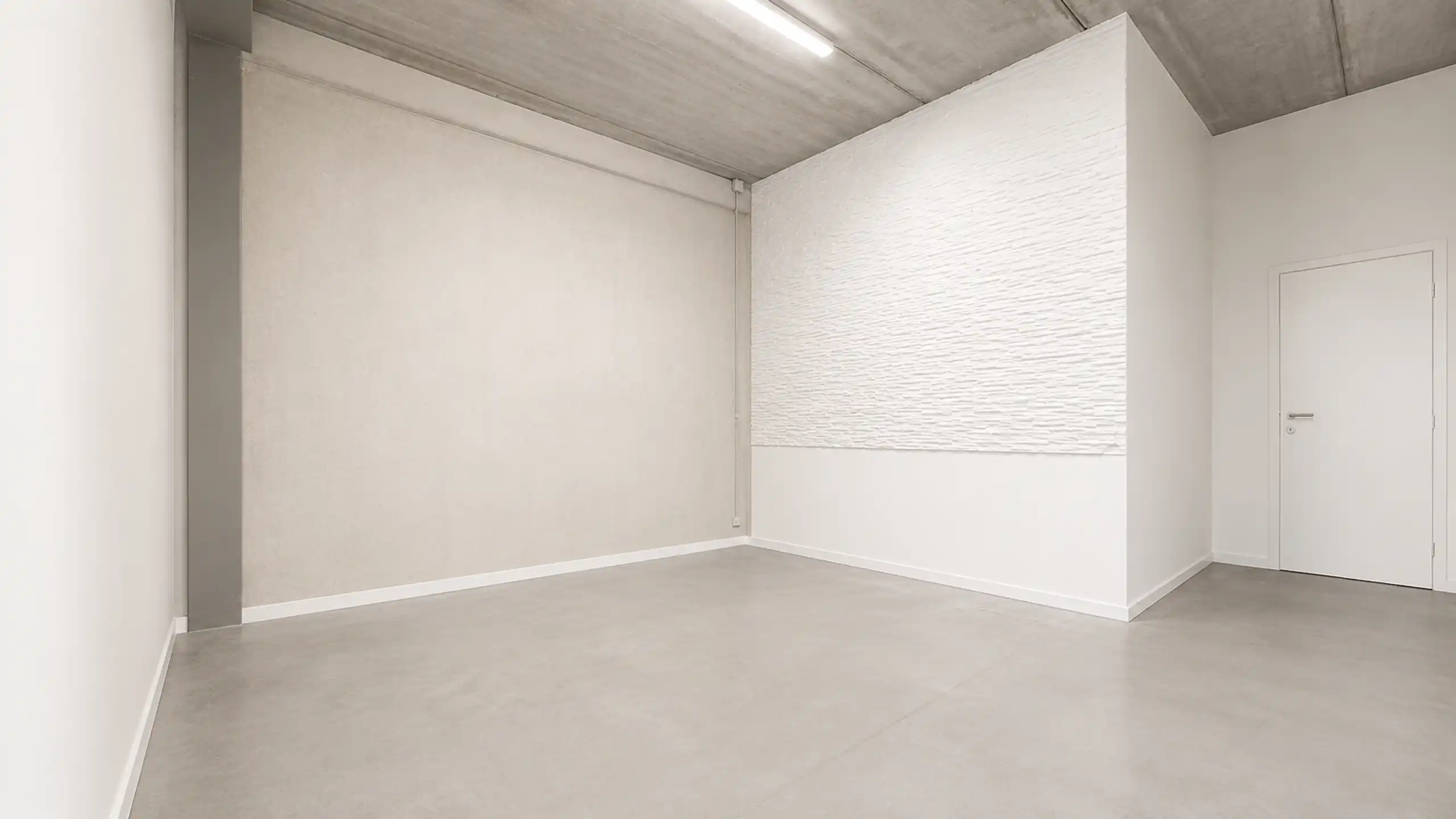 Recente KMO-unit van 400m² met kantoren op toplocatie in HZ! foto 18