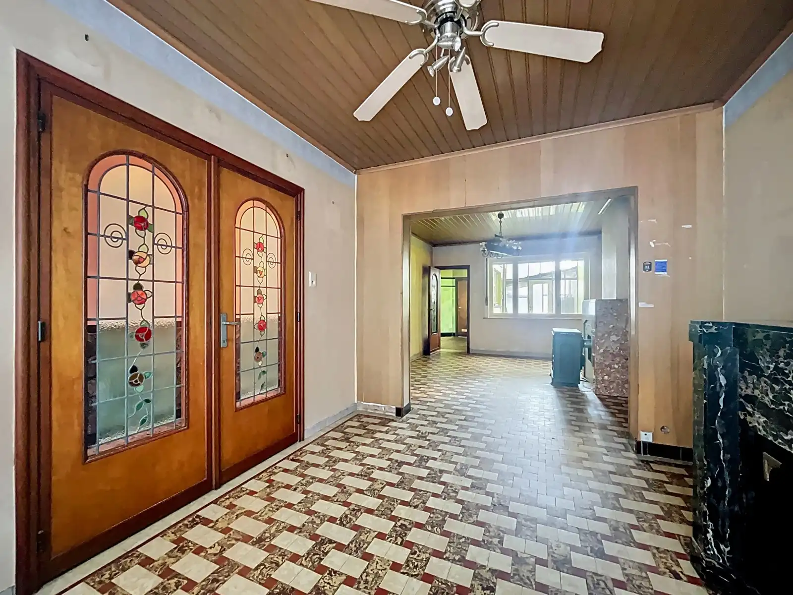 Mooi gelegen, Te renoveren Stadswoning met 3 SLPK én Tuin! foto 3