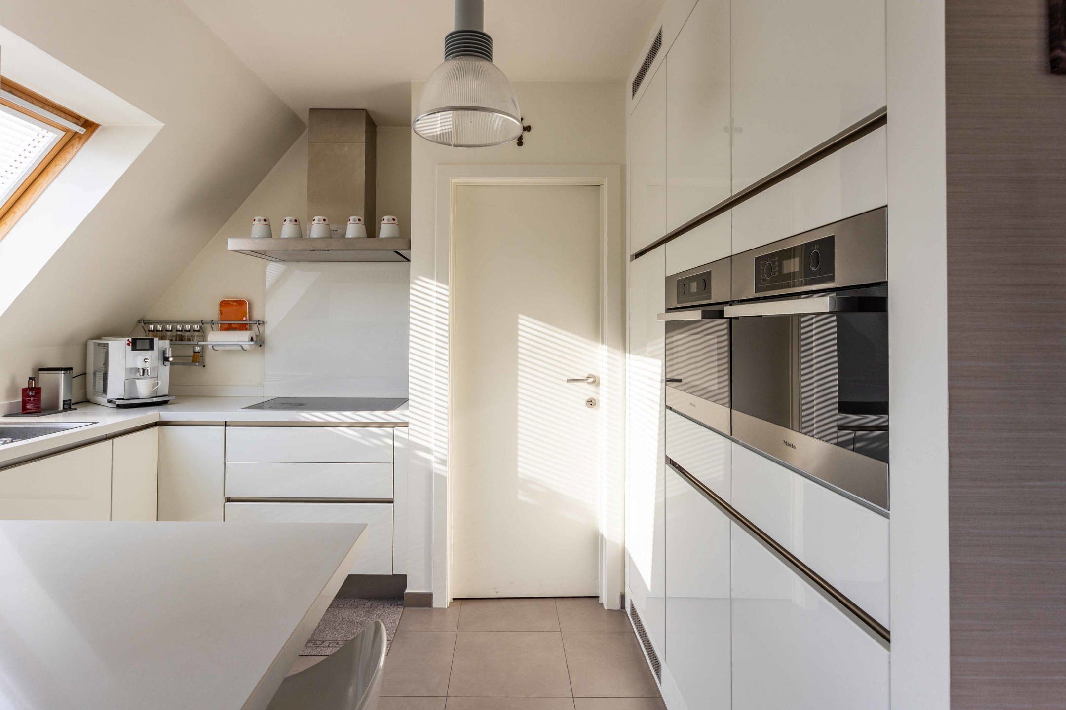 Ruim appartement 163 m² + 2 staanplaatsen & terras foto 9