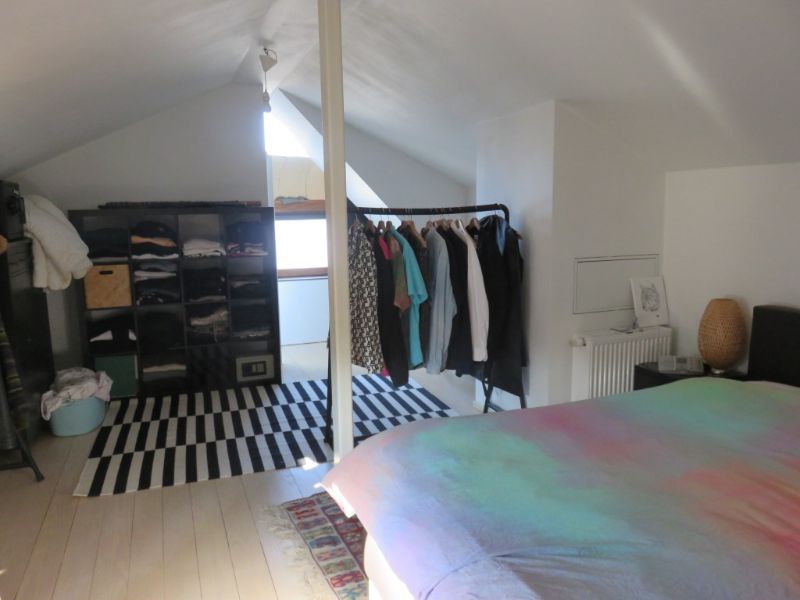 Eigentijds en lichtrijk duplexappartement foto 14