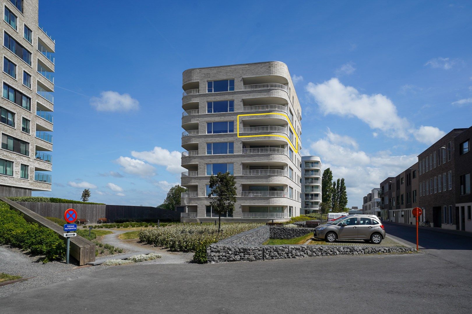 Prachtig appartement met open uitzicht foto {{pictureIndex}}