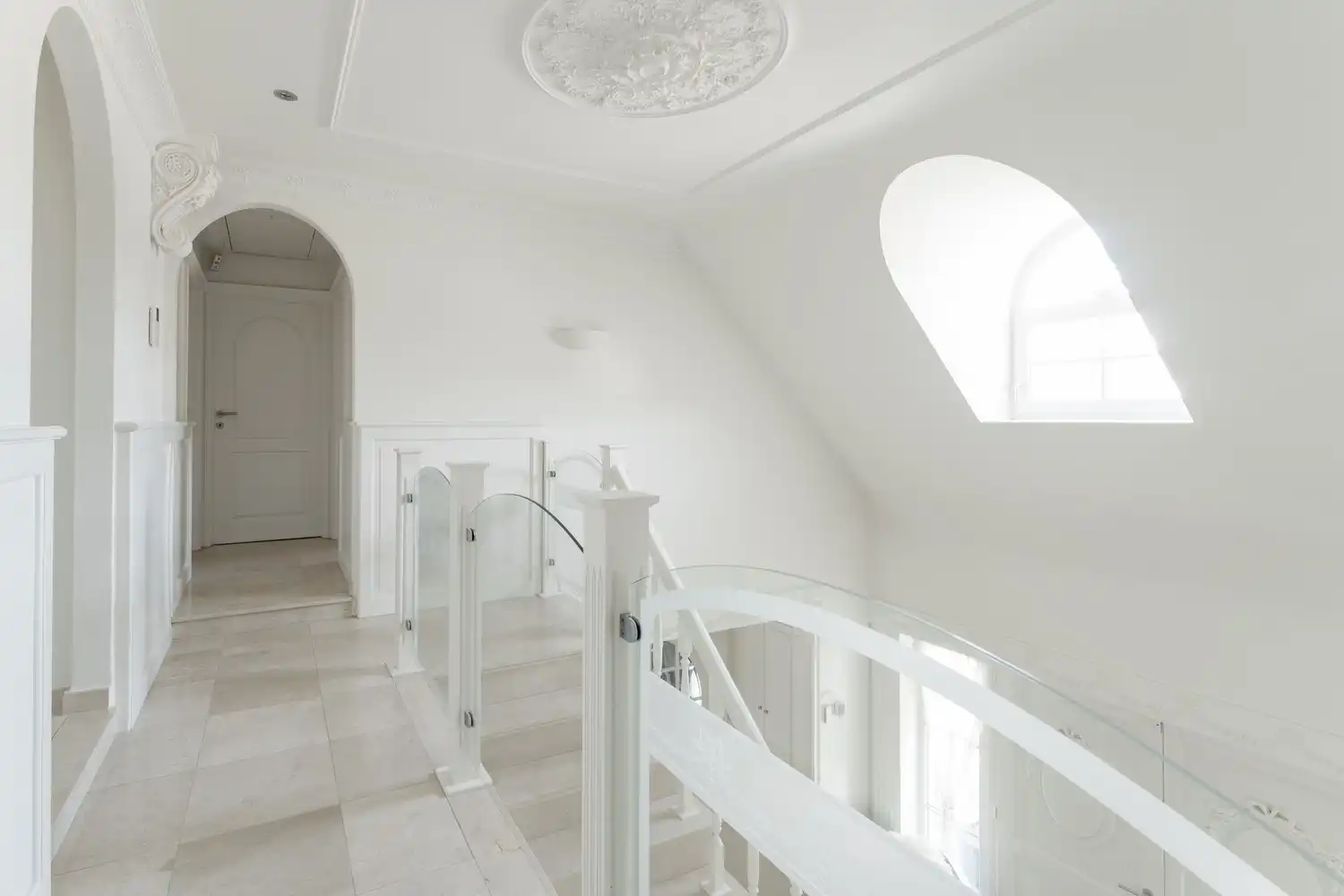 Villa landhuis op een gunstige locatie vlakbij de Nederlandse grens! foto 19