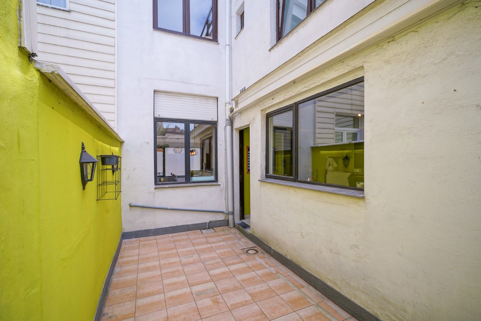 Ruime gezinswoning met 5 slaapkamers te Oostende foto 10