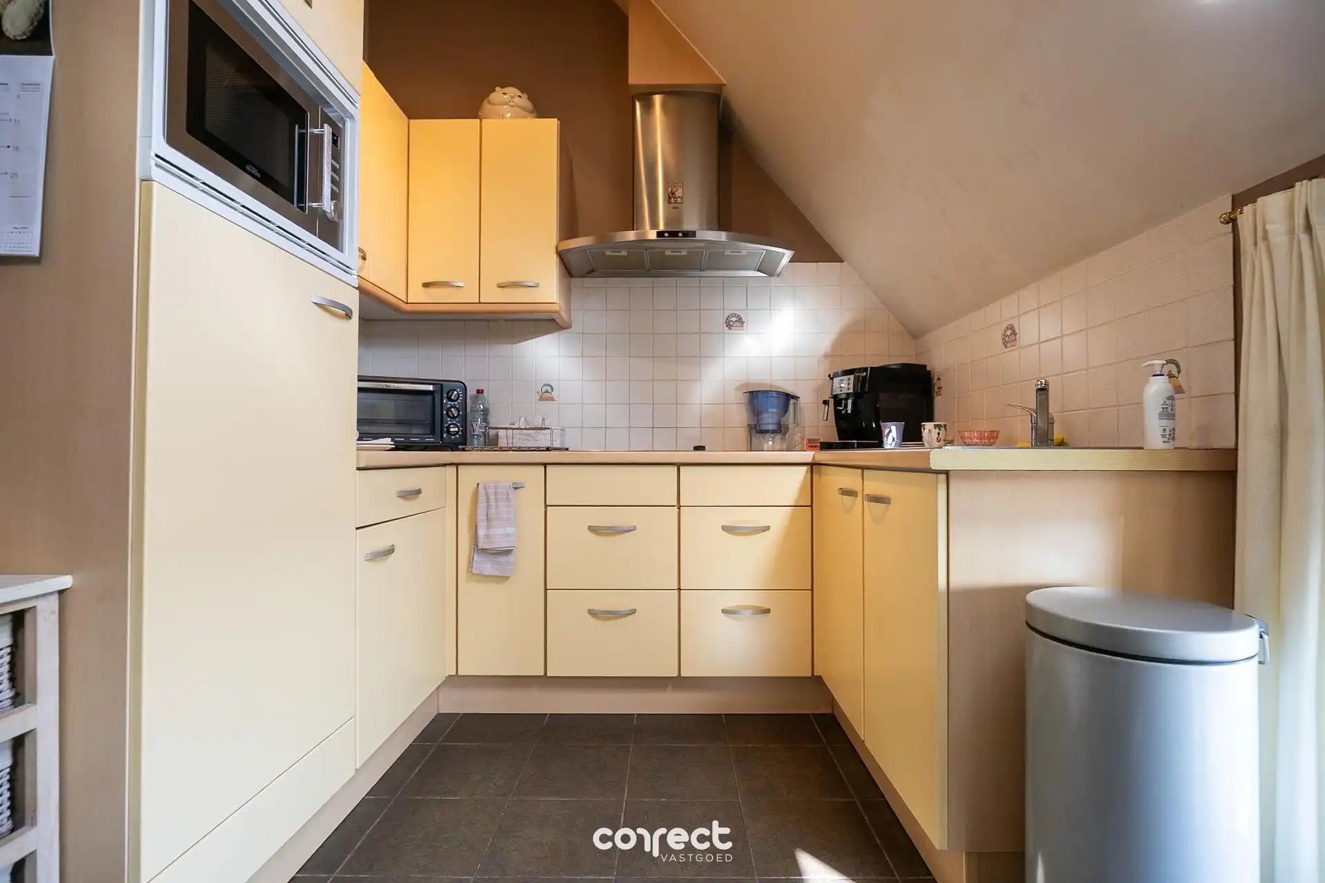 Opbrengsteigendom (brutorendement ± 5%) te Bredene. foto 3