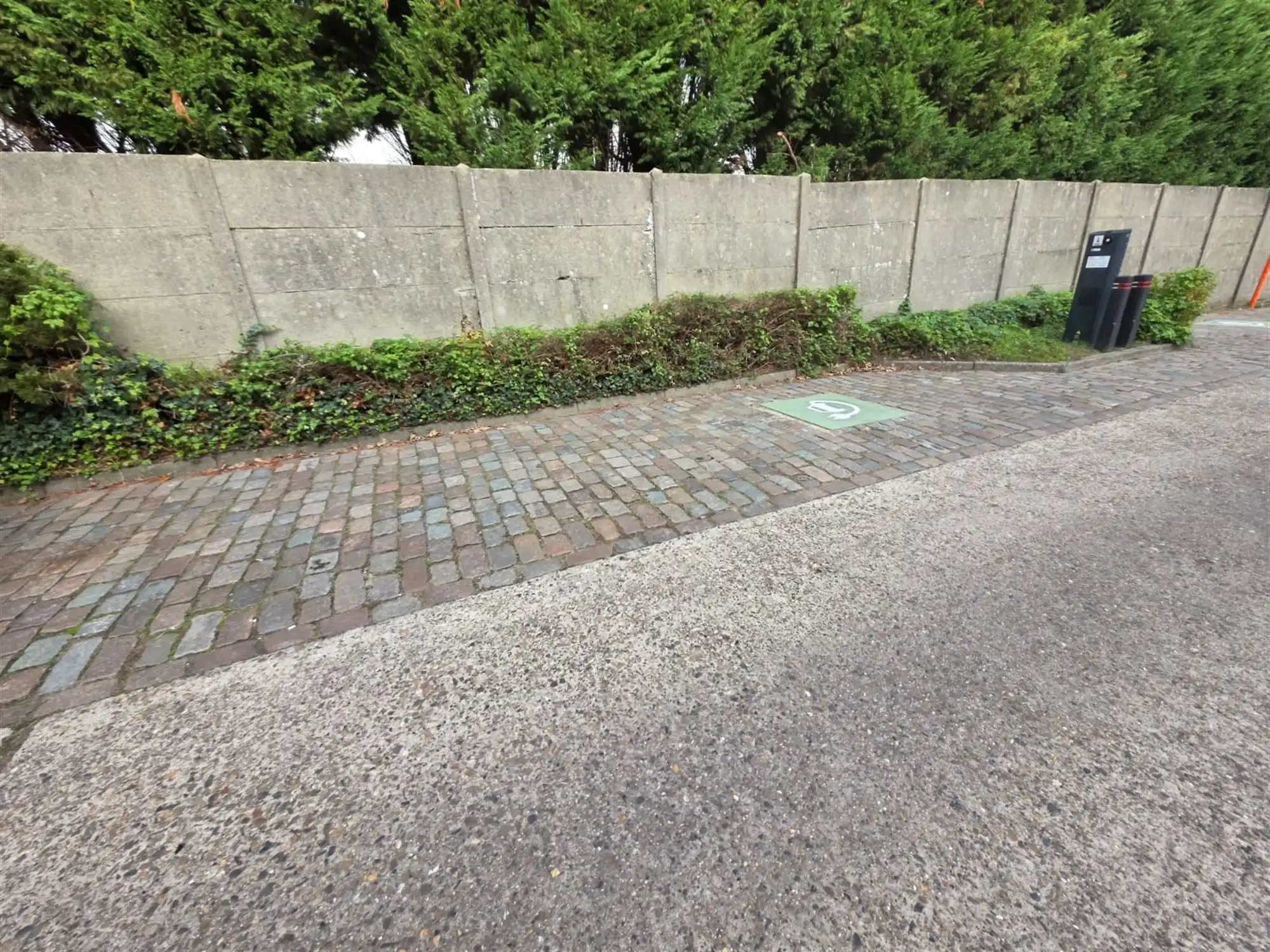 appartement met 2 slaapkamers, terras en garagebox foto 2