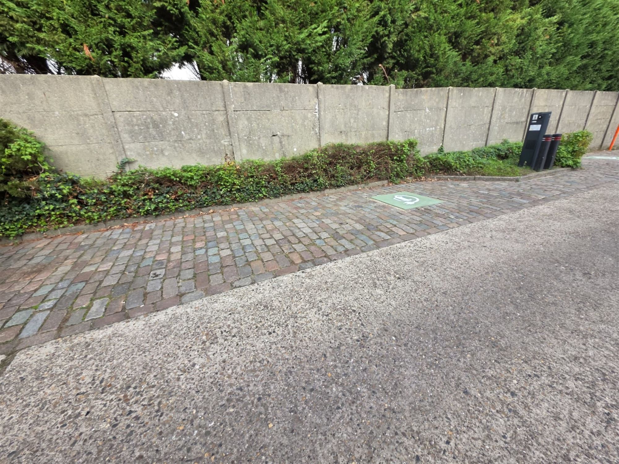 Lichtrijk appartement met 2 slaapkamers, terras en garagebox foto 2