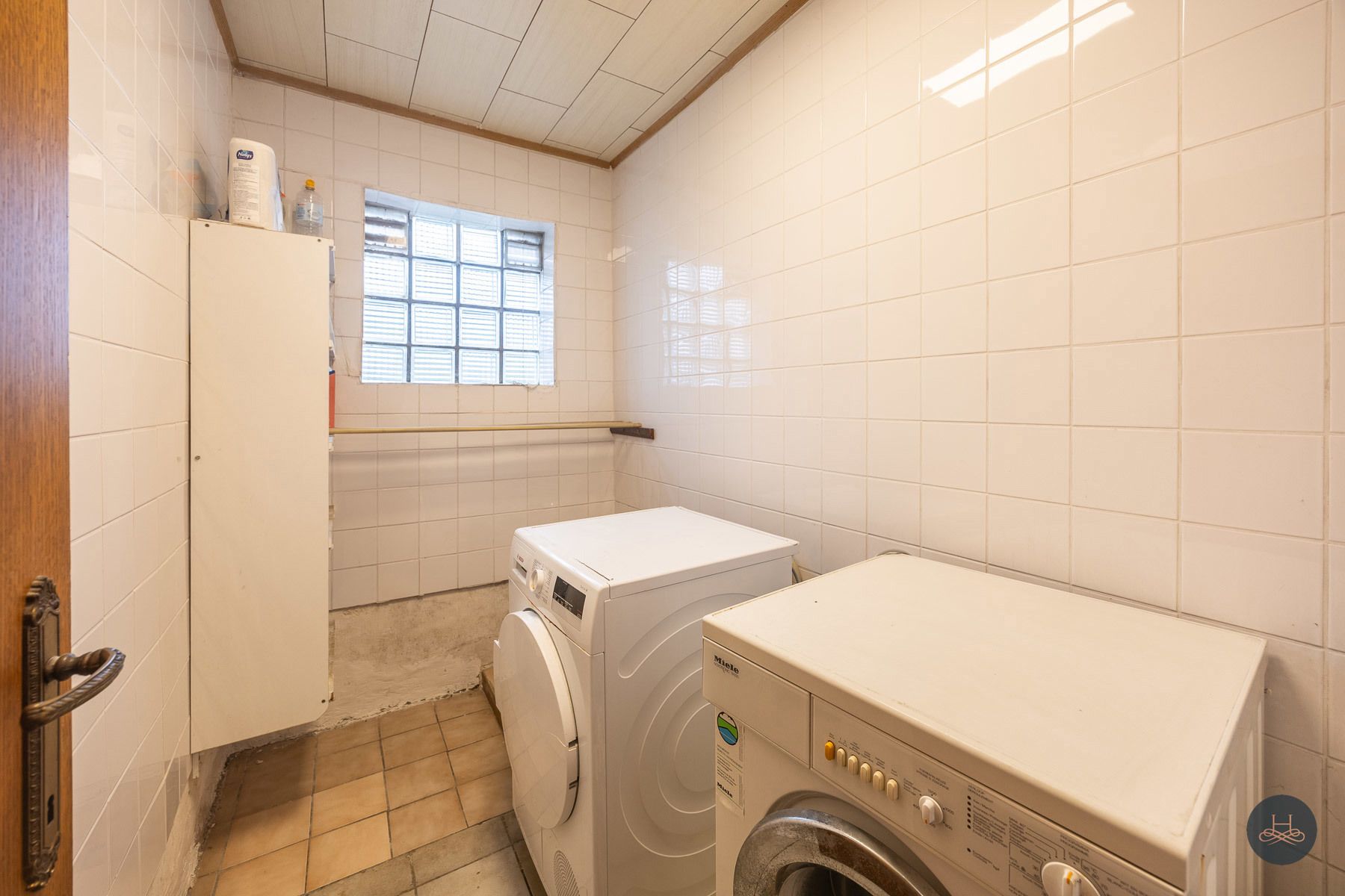 Ruime hoeve met potentieel op toplocatie foto 17