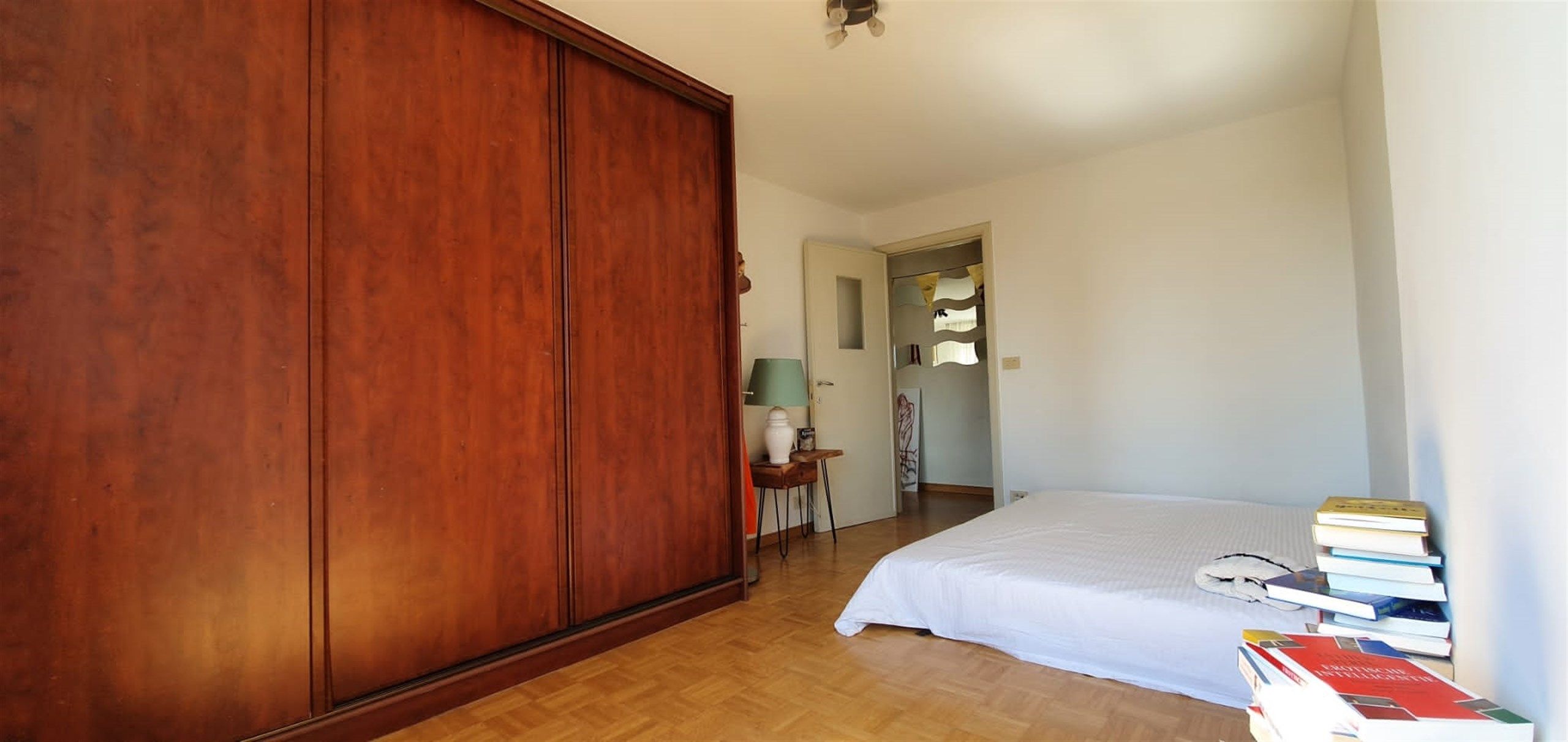 Bijzonder leuk 1 slaapkamer-appartement met dakterras foto 16