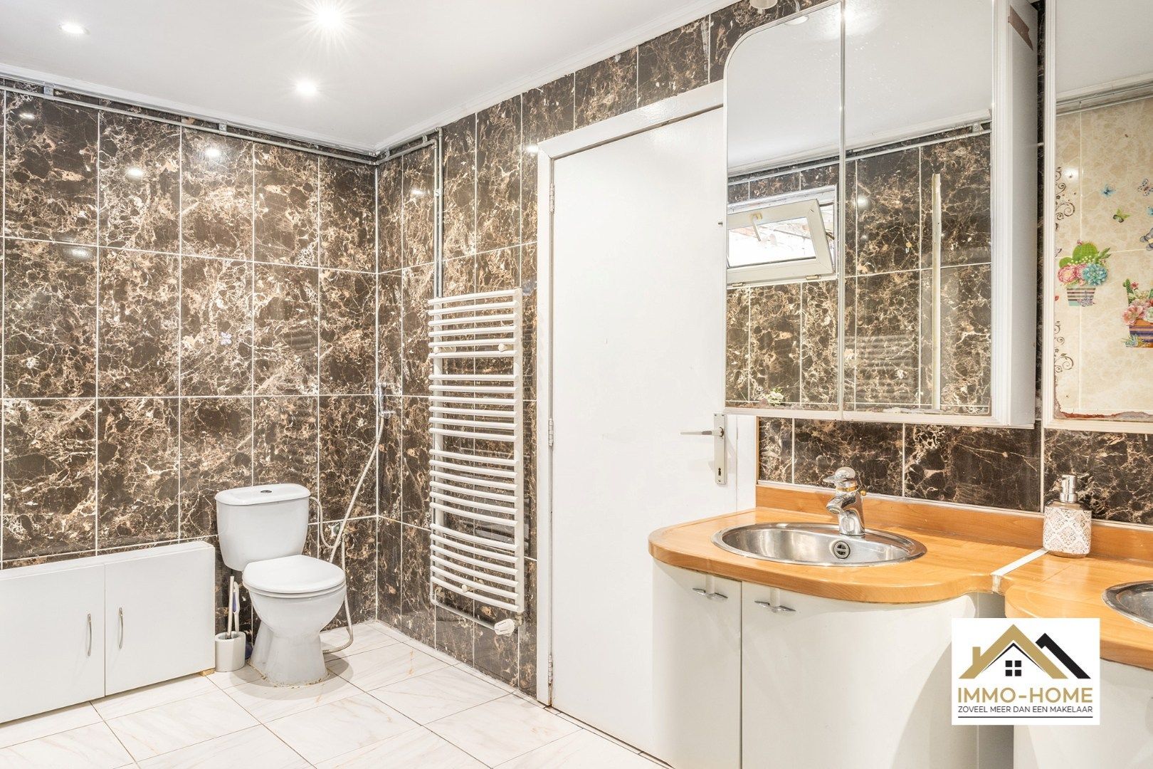 Handelshuis met veel potentieel op wandelafstand centrum Wachtebeke foto 7