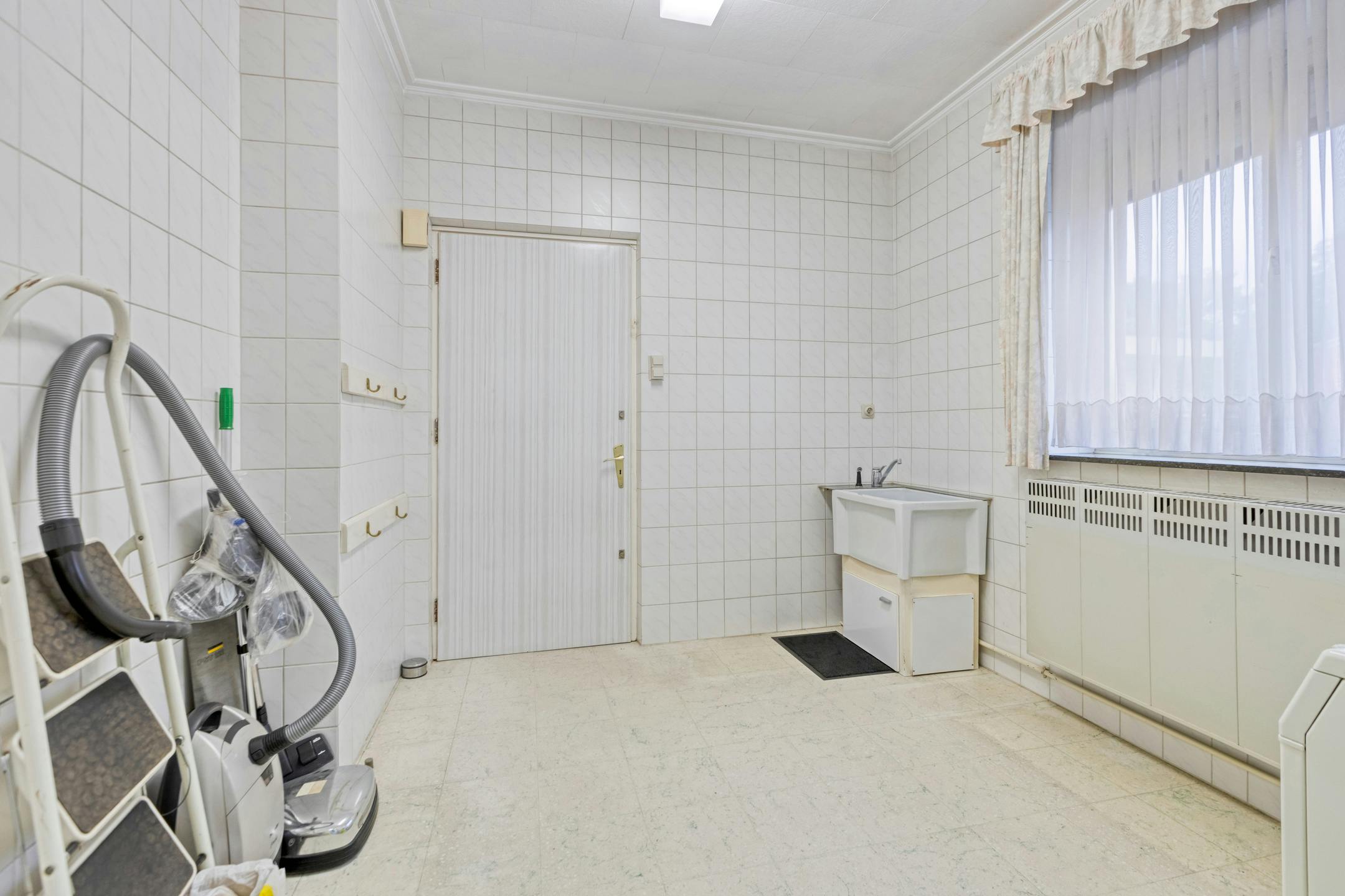 Riante woning met ontwikkelingspotentieel in Eisden te koop foto 12