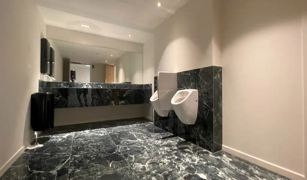 Full service kantoor in Humgy Singel te Berchem foto 24