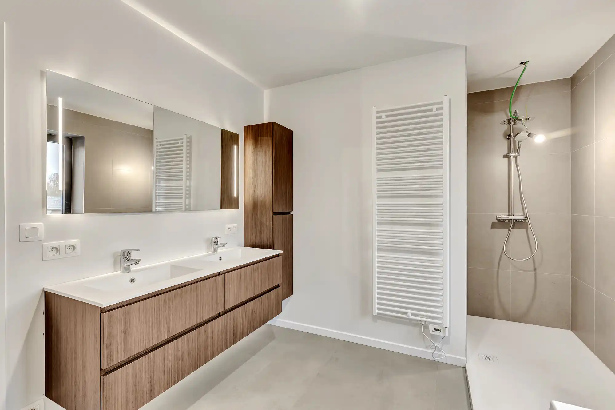 Instapklare, volledig gerenoveerde woning in Onkerzele foto 12