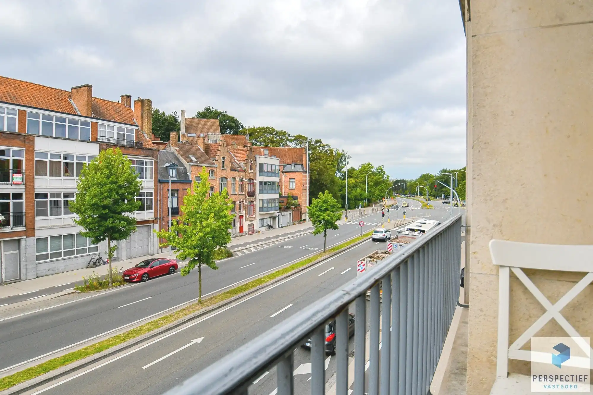 Ruim 2 slpk appartement op wandelafstand van 't Zand en de Vesten. foto 3