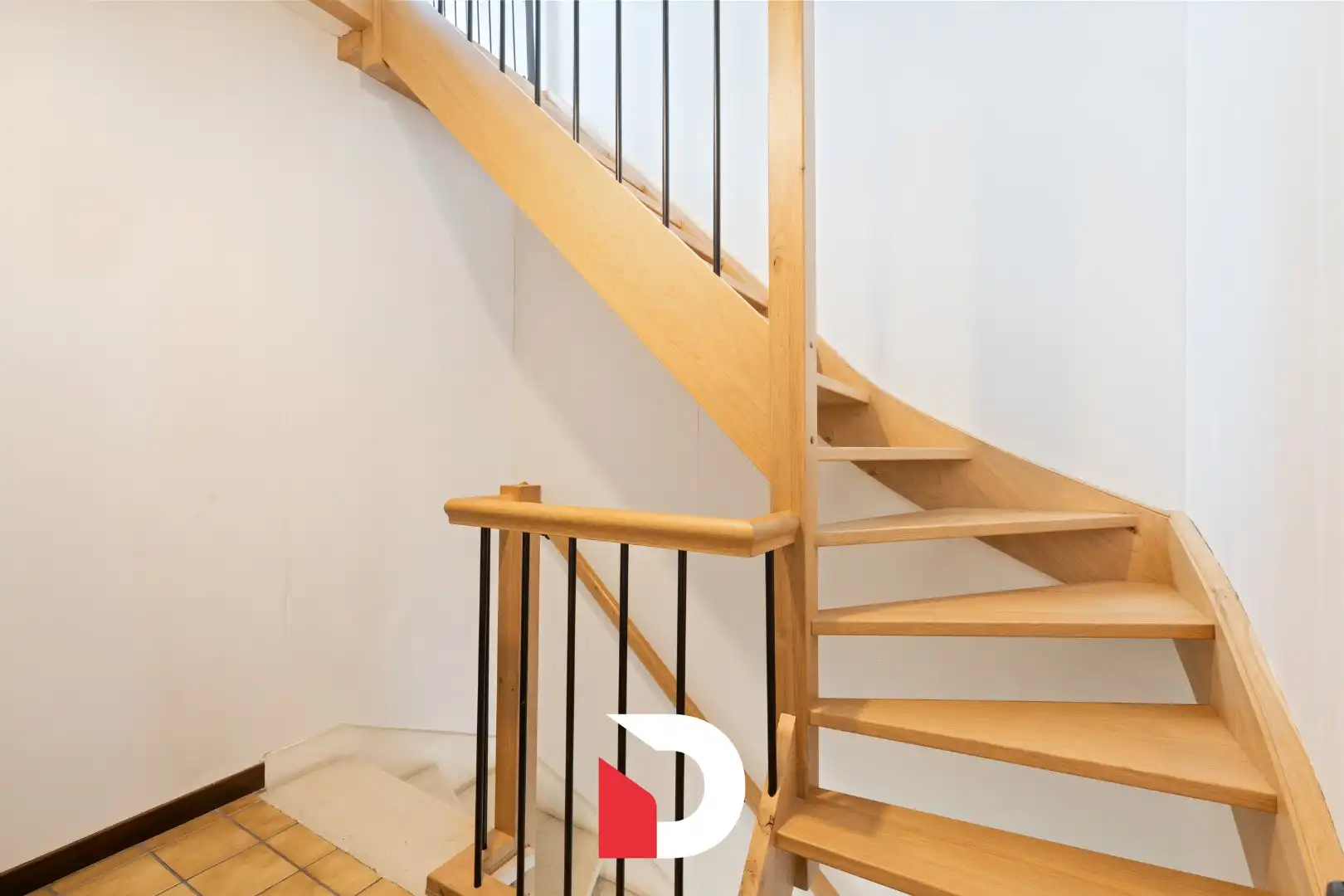 Instapklare gezinswoning met 3slk. en inpandige garage vlakbij Centrum Brugge. foto 14