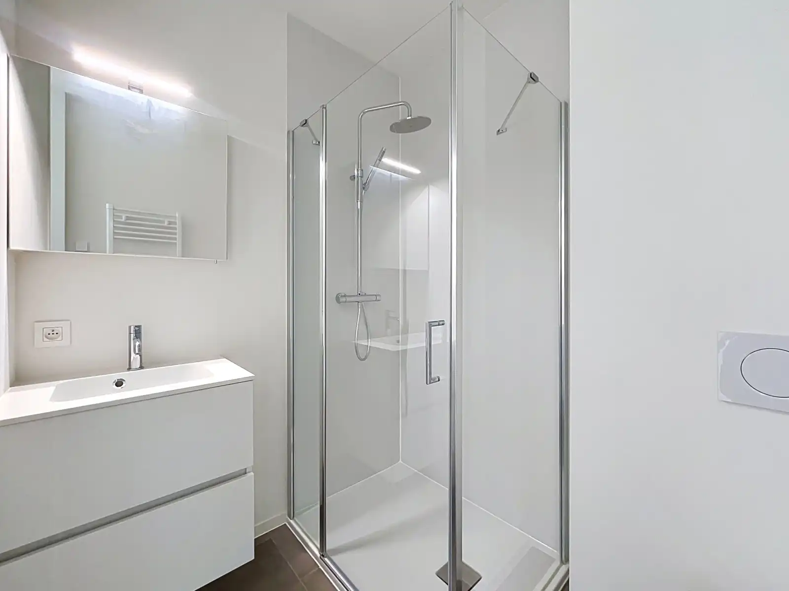 Instapklare nieuwbouwwoning – incl. BTW & registratie €377.965 ✨ foto 7