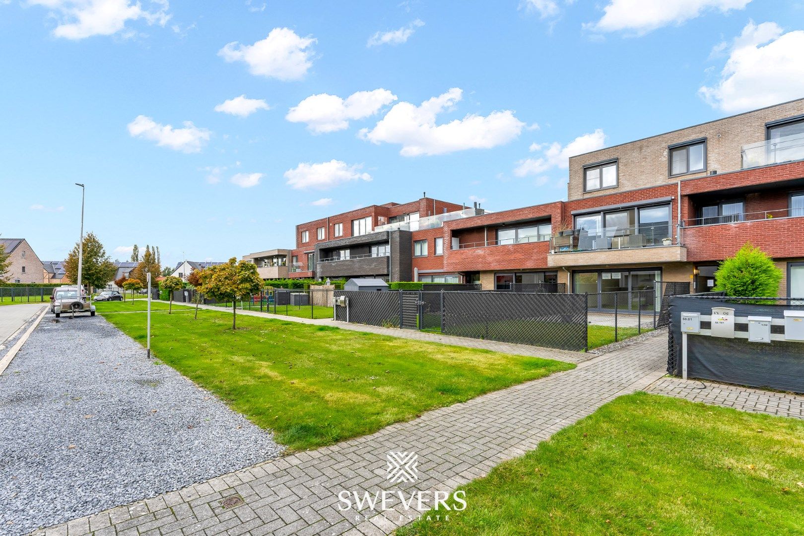  Modern gelijkvloers appartement met zonnige tuin en terras in Hasselt foto 31