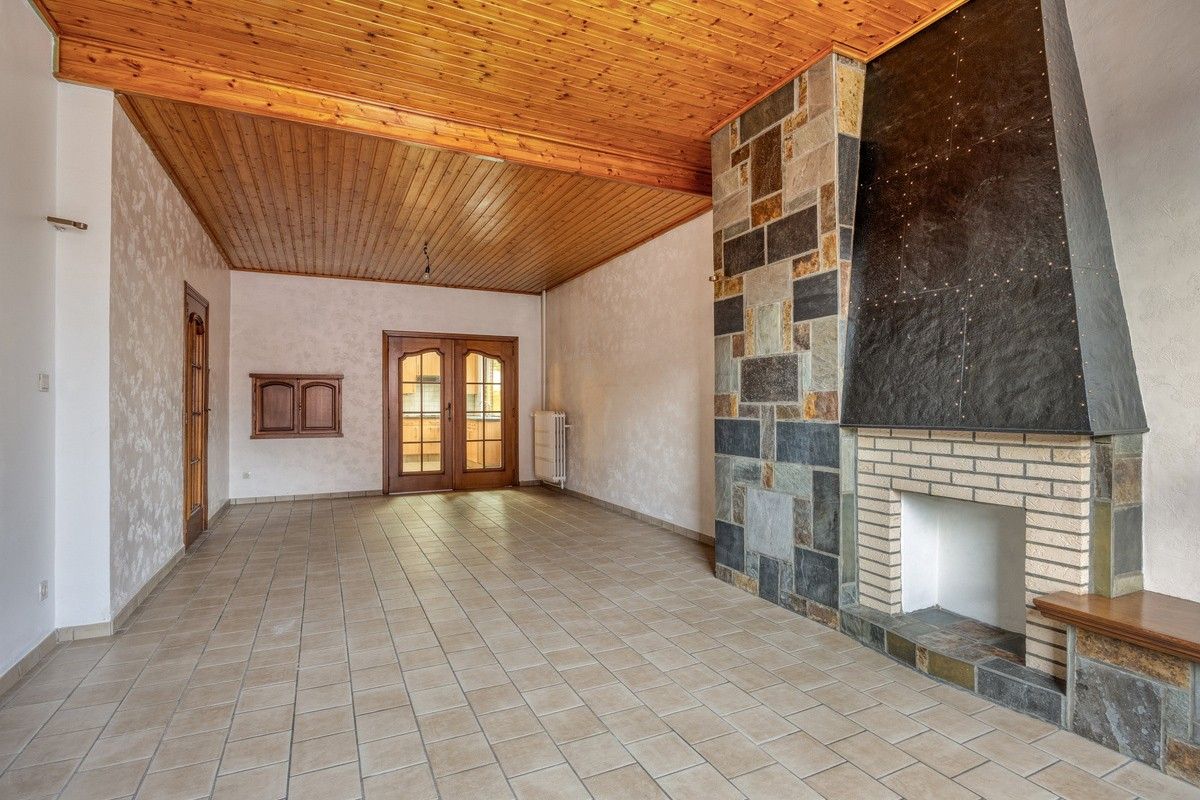 Charmante gezinswoning met 4 slaapkamers, tuin en veel potentieel in het gezellige Vlijtingen, Riemst. foto 6