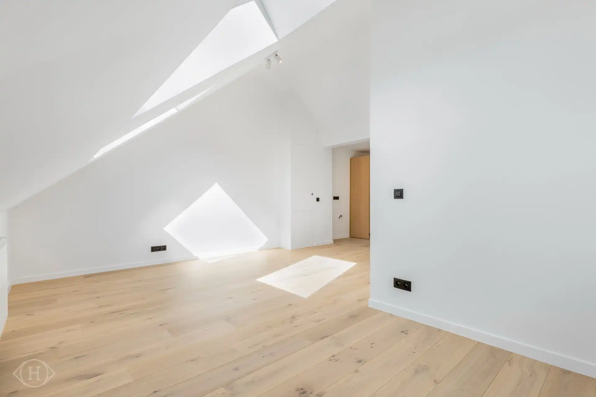 Hoogwaardig afgewerkte studio in hartje Leuven foto 7