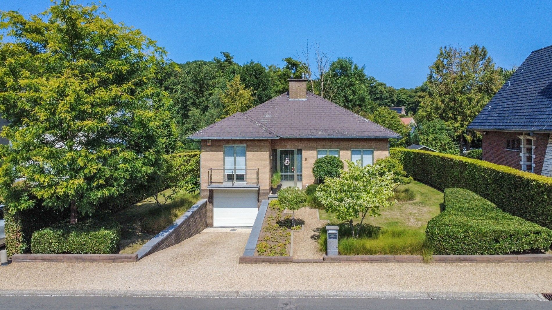 GELIJKSVLOERSVILLA MET 3 SLP IN WIJK GRAVENHOF ! foto 2