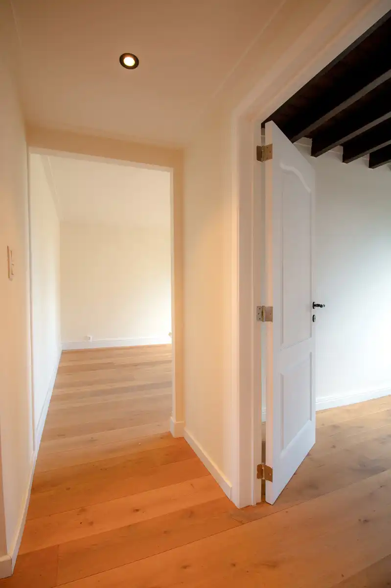 Prachtig gerenoveerde woning voor gemengd gebruik. foto 17