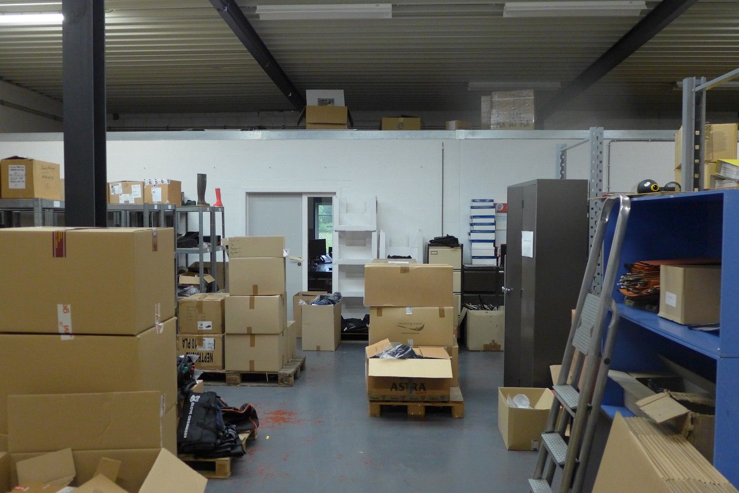 Bedrijfsgebouw +/- 1.397m² foto 29