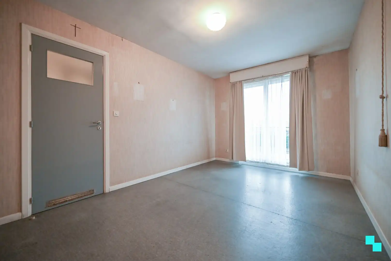 Ruime woonst met vier slaapkamers in het hartje van Kachtem foto 18