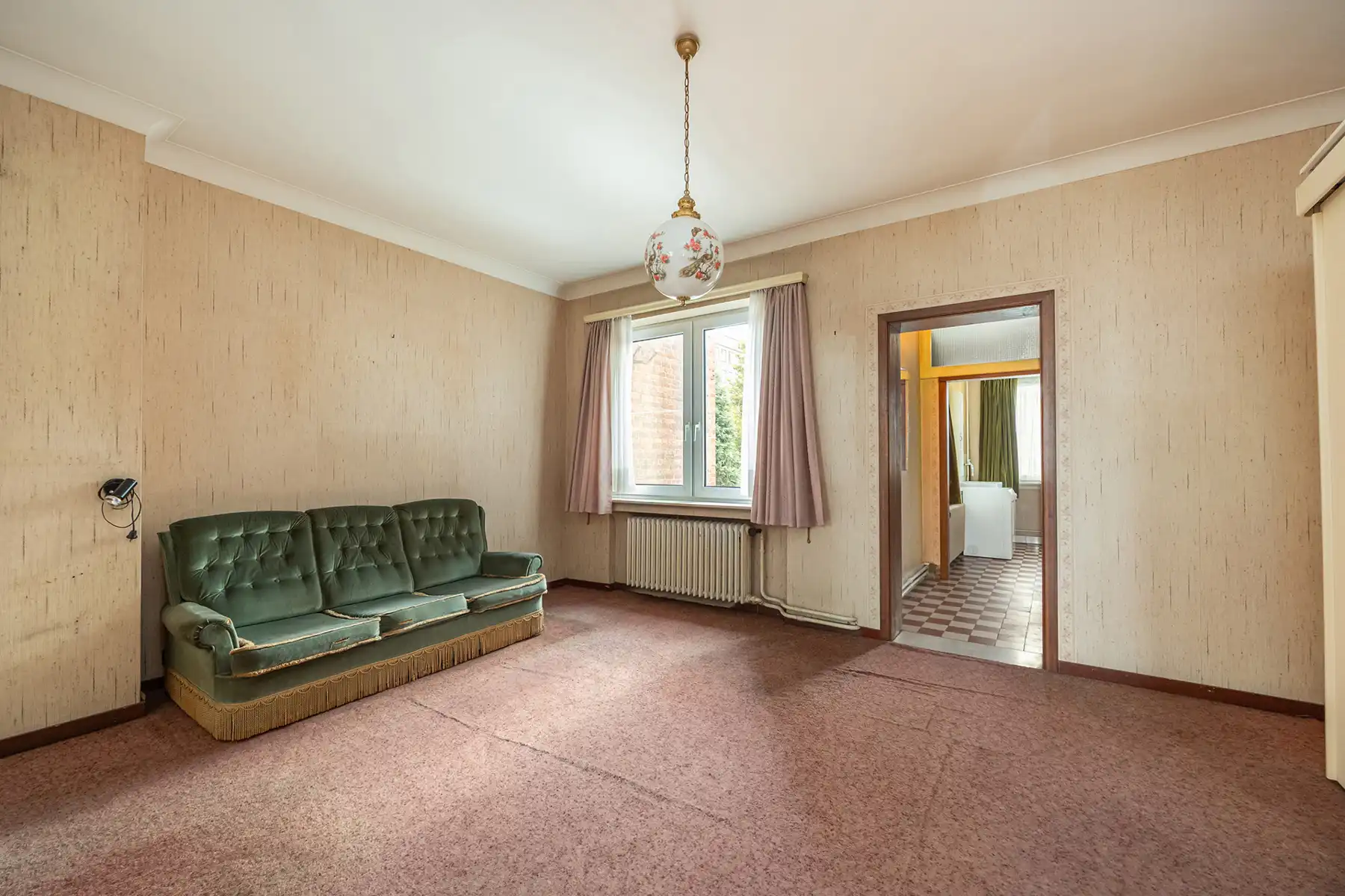 Riante, te renoveren woning op toplocatie  foto 8