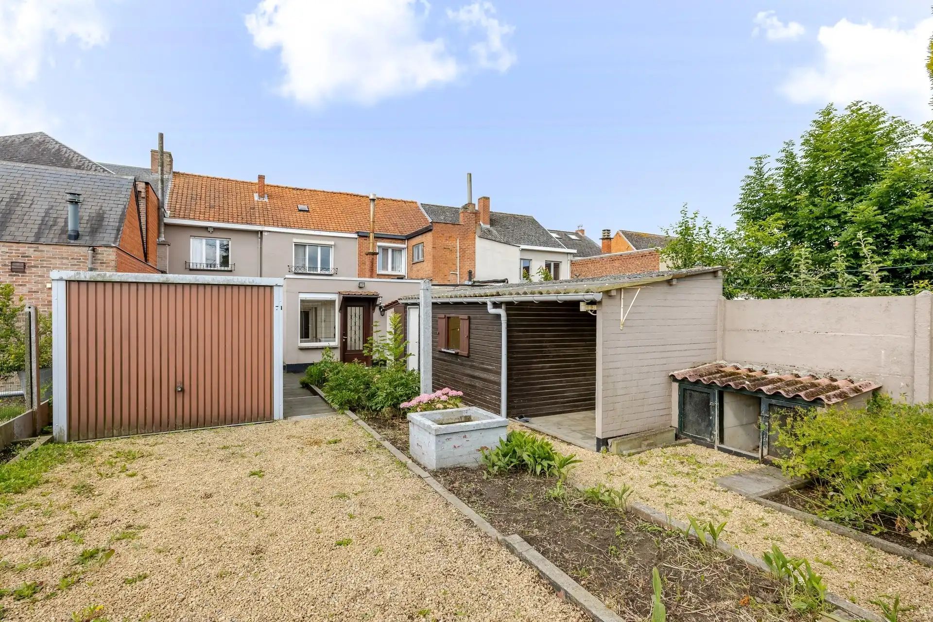Ruime gezinswoning met 4 slaapkamers, tuin en garage in Wetteren foto 22