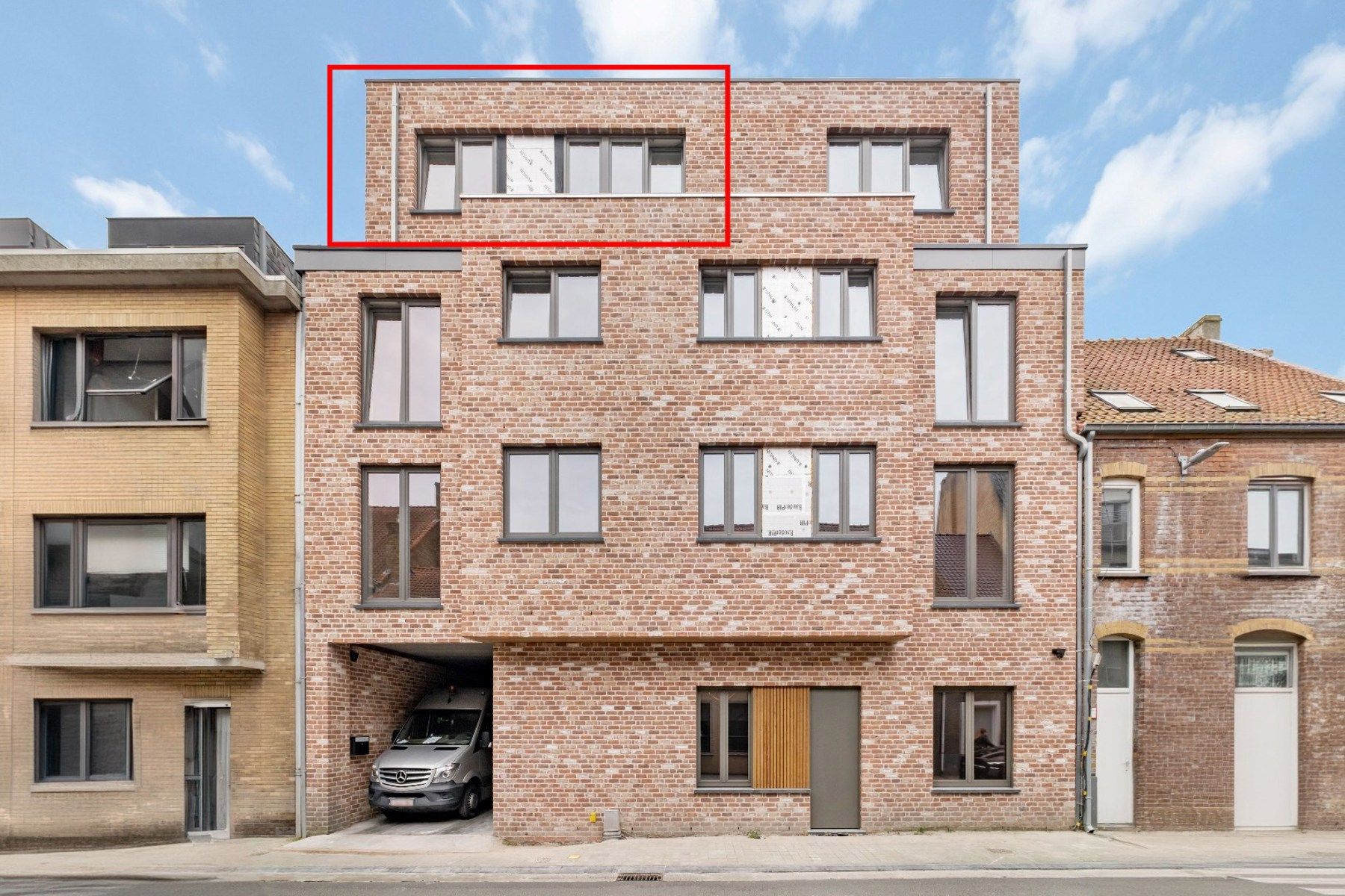Prachtig energiezuinig nieuwbouw appartement te Gistel. foto {{pictureIndex}}