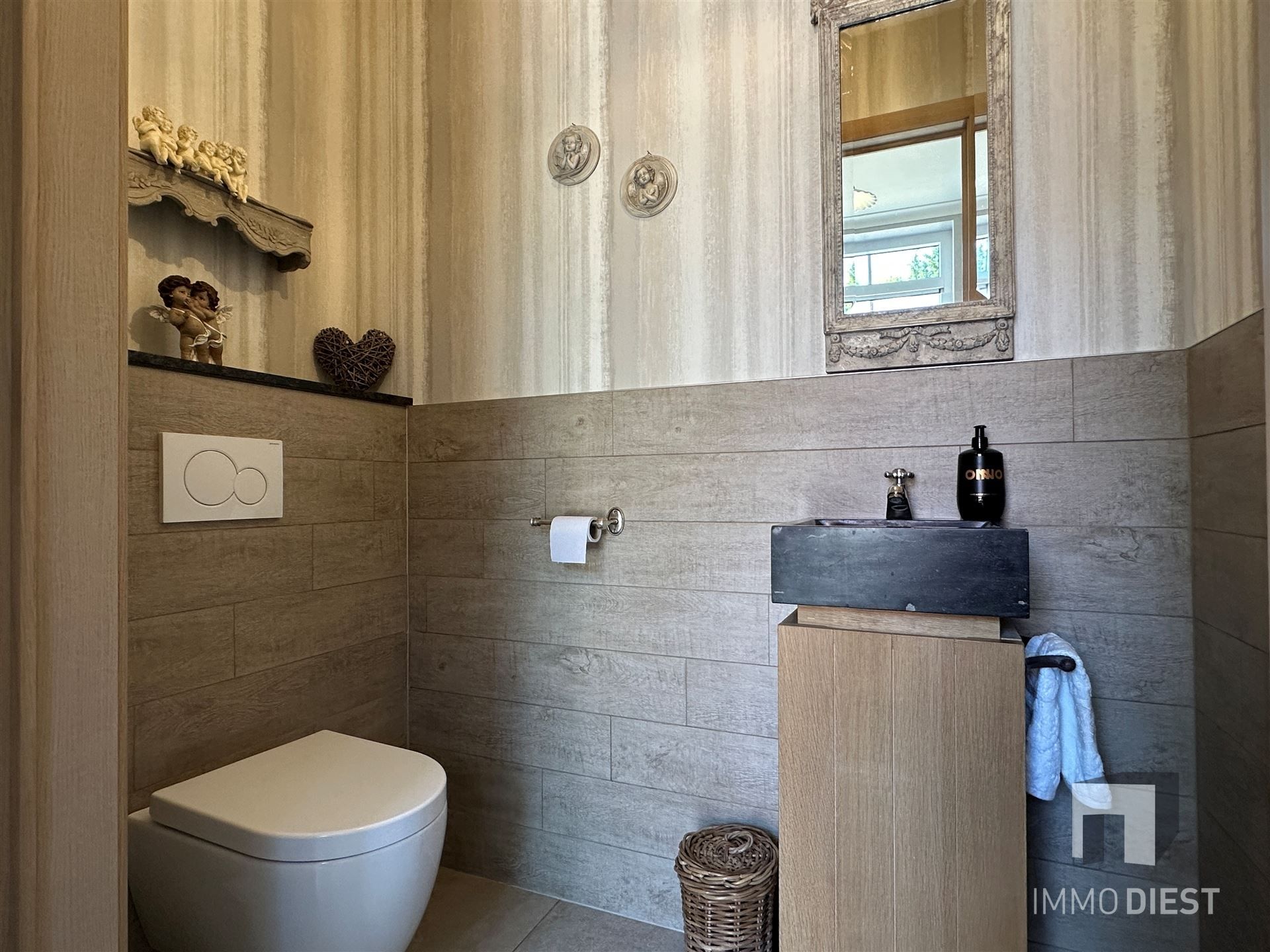 Perfect onderhouden woning met 4 slaapkamers + EPB A foto 12