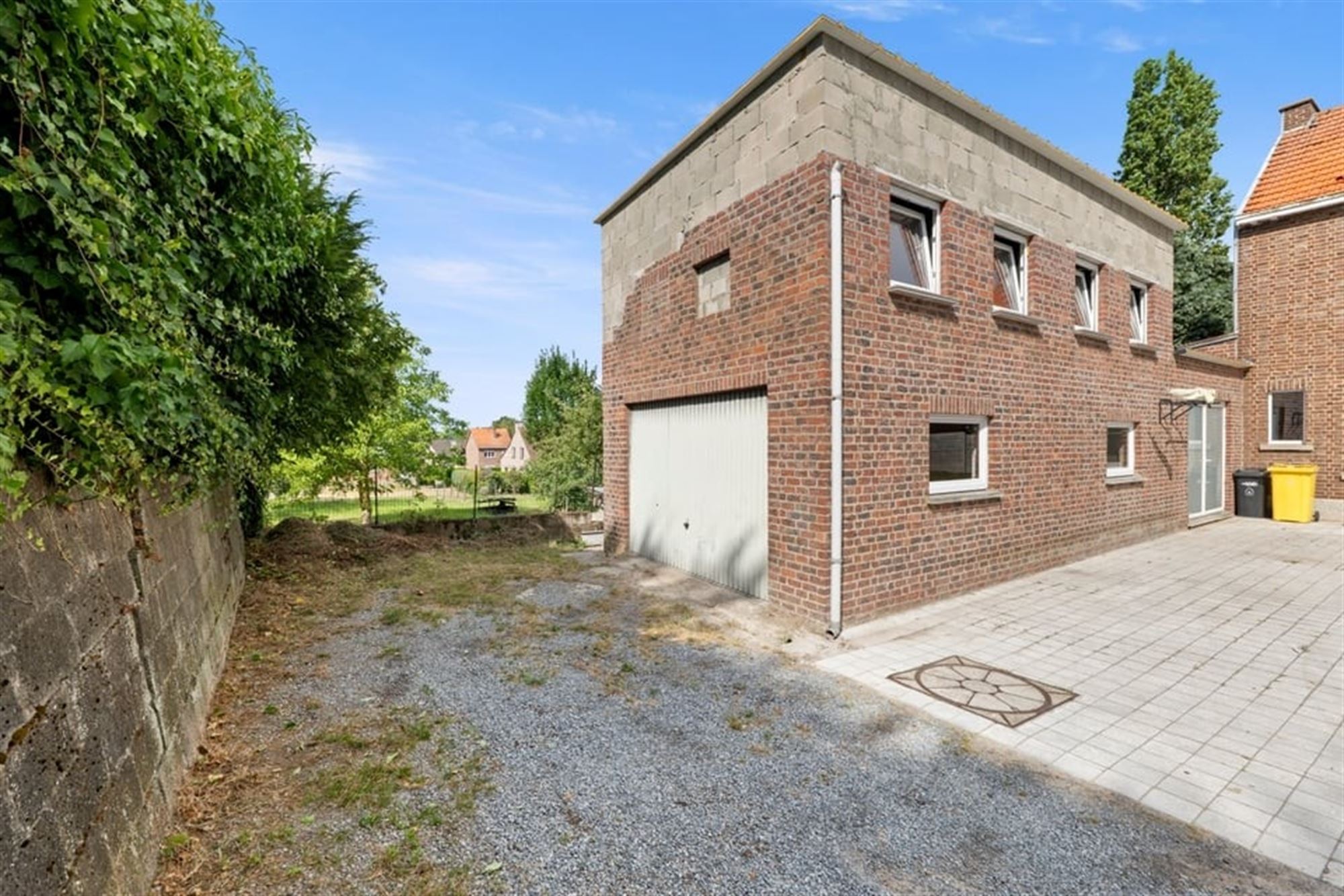 RENOVATIEPROJECT MET POTENTIEEL EN REEDS VERNIEUWDE VERDIEPING IN HARTJE KORTENAKEN foto 6