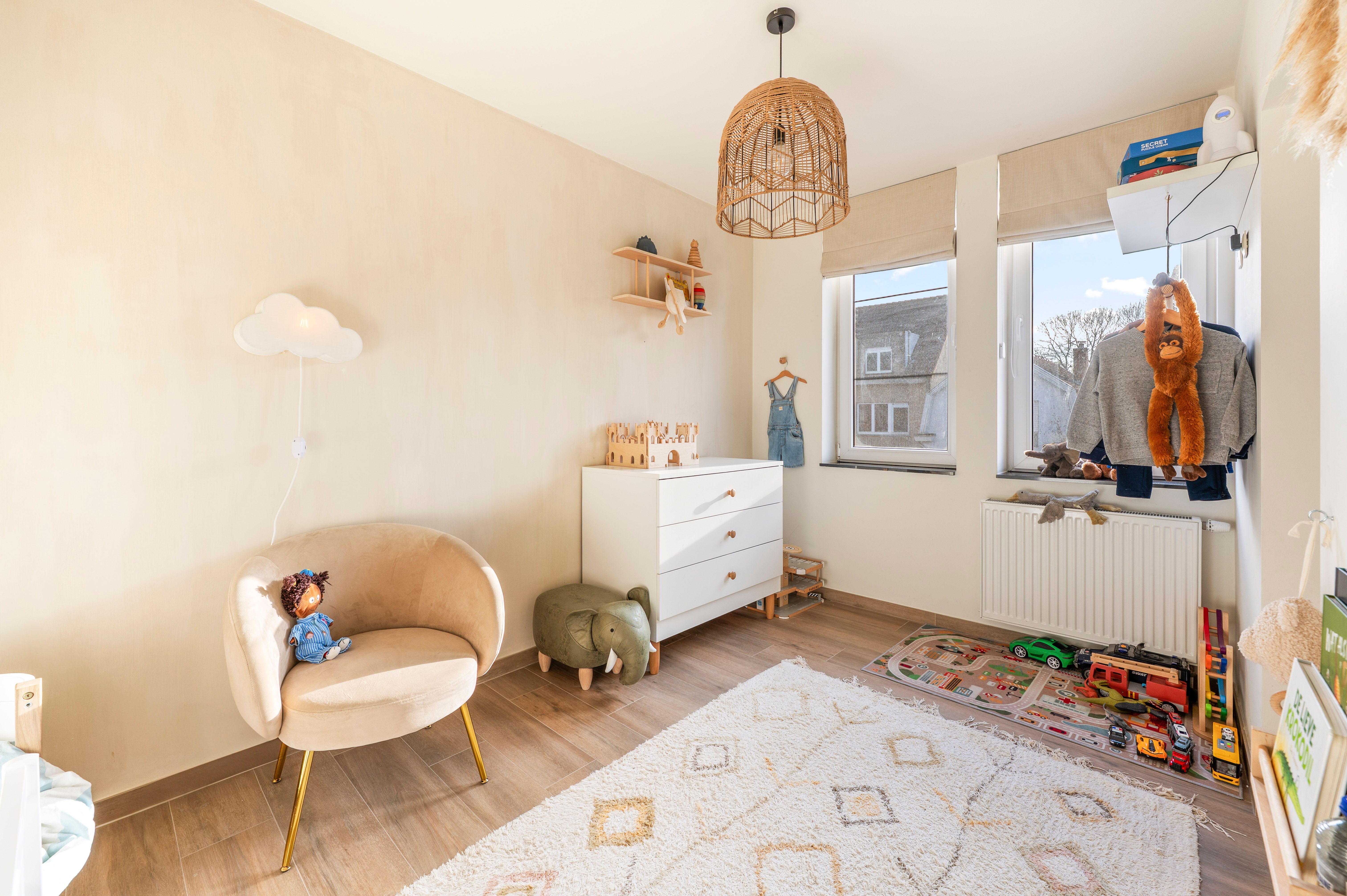 Moderne gezinswoning met gezellige stadstuin op de Lage Kaart te Brasschaat! foto 16