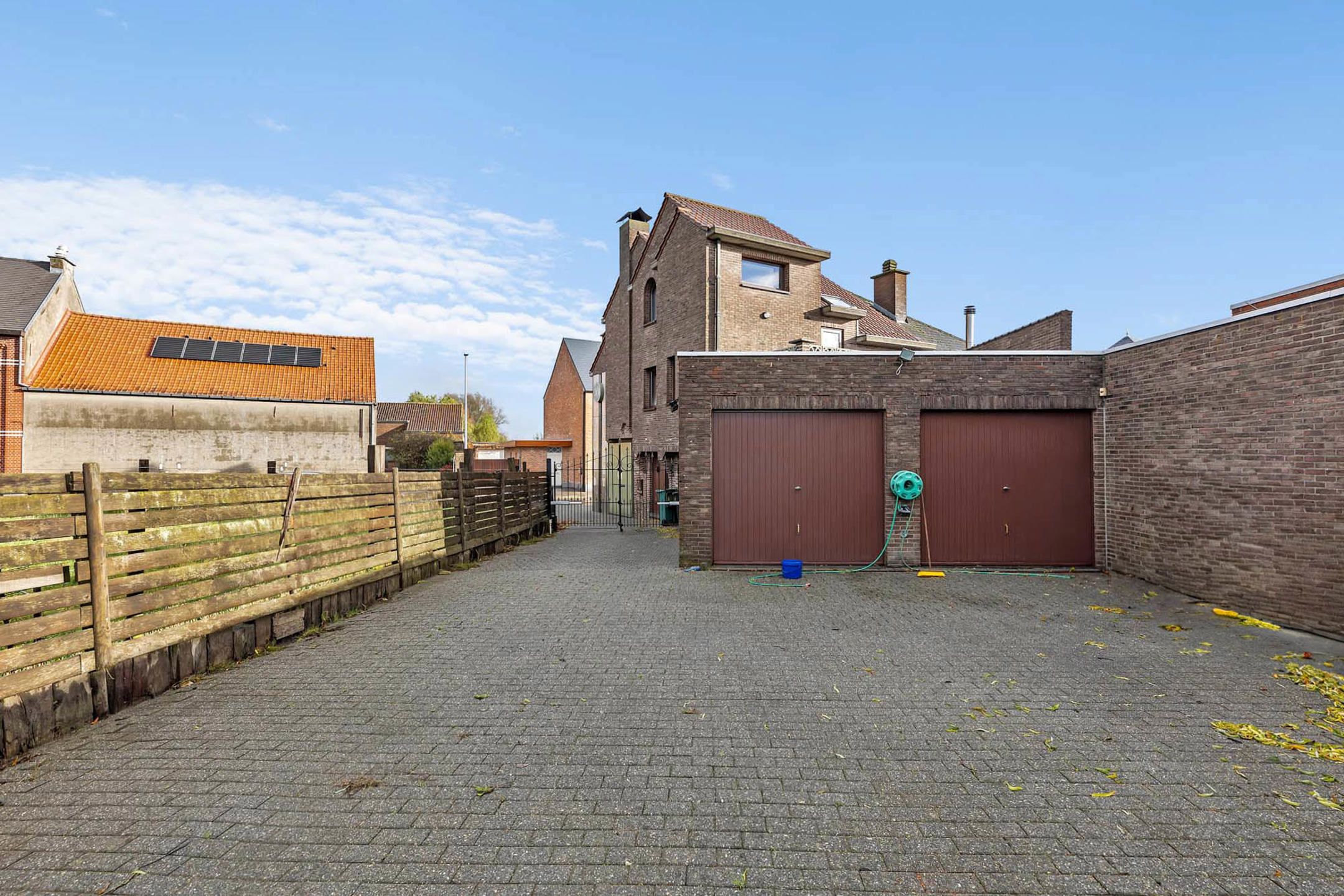 Ruime woonst met dubbele garage en veel mogelijkheden foto 21