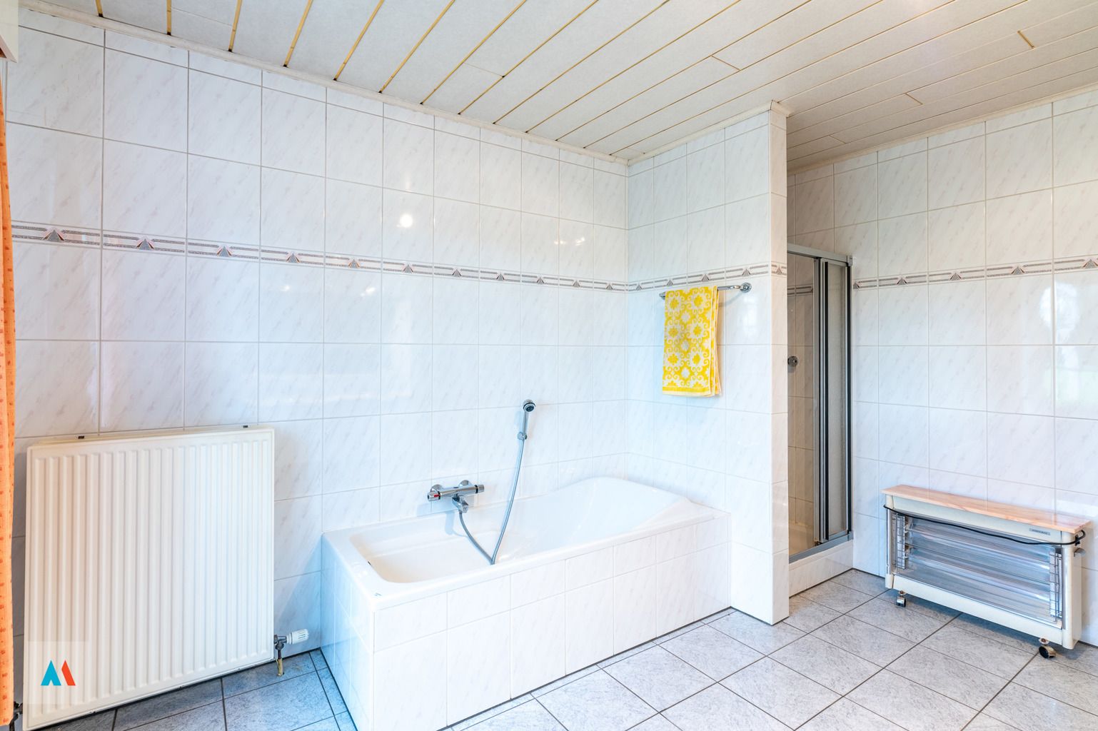 Hoeve met bijgebouwen in Loenhout foto 10