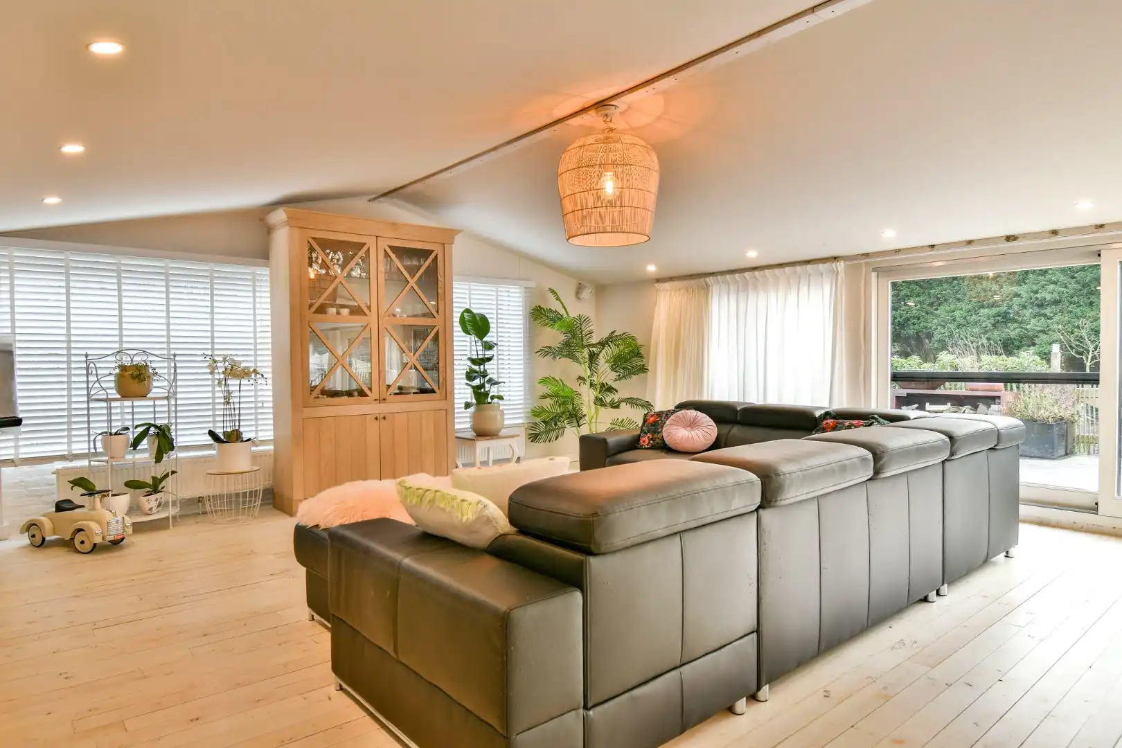 Exclusief domein met restaurant/feestzaal en luxueuze woning op 5 Ha te Torhout foto 15