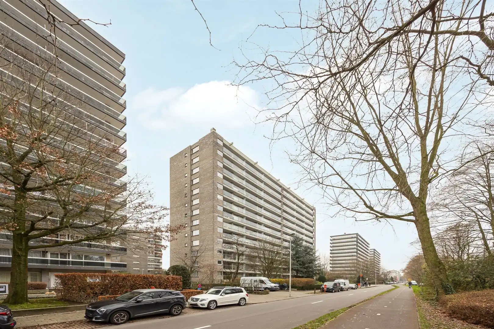 Appartement vol licht, terrassen en potentieel foto 22